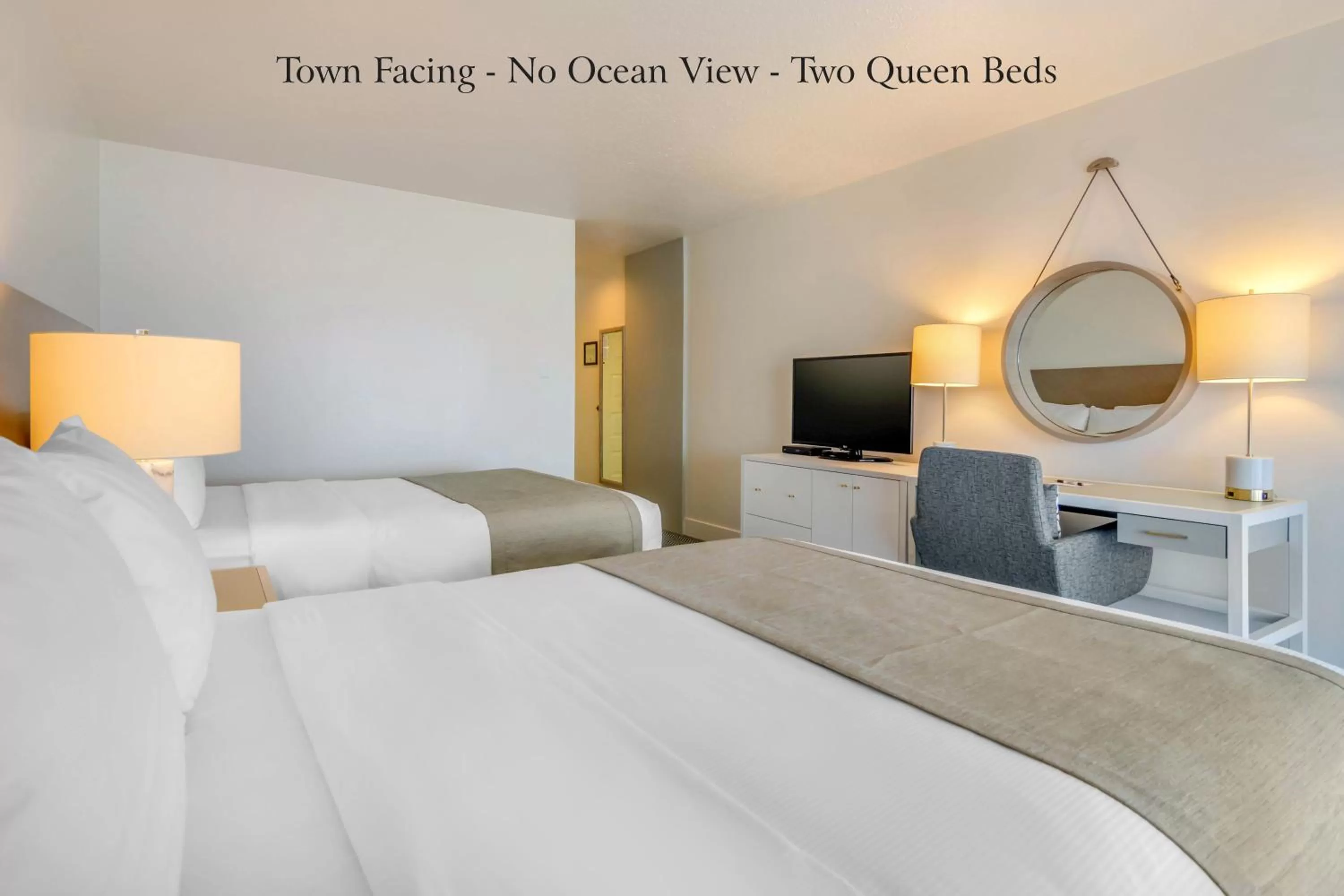 Standard Queen Room with Two Queen Beds and Balcony - Non-Smoking in Bayside Resort, Ascend Hotel Collection