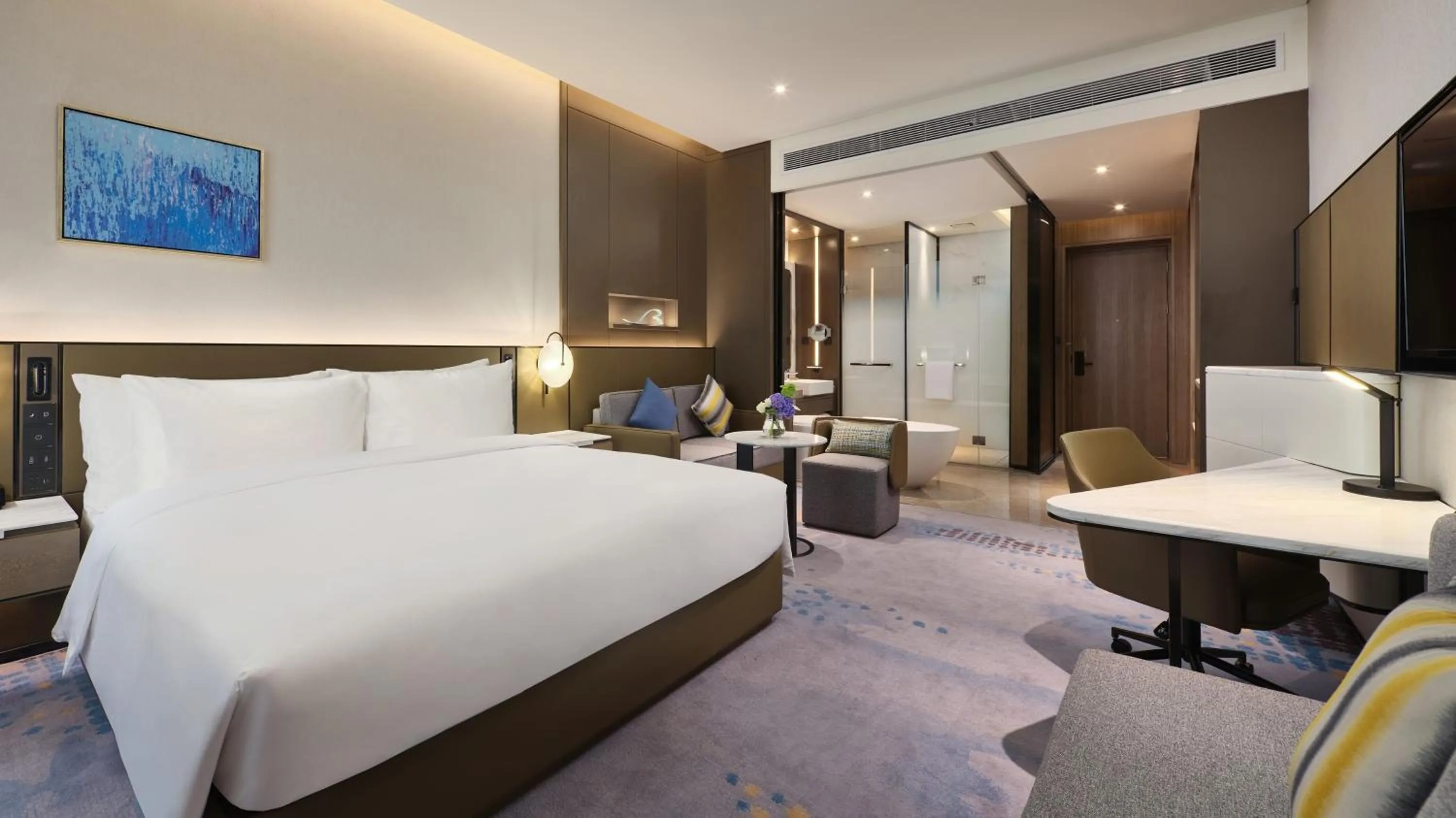 Standard King Room in Crowne Plaza Wuhan Development Zone by IHG