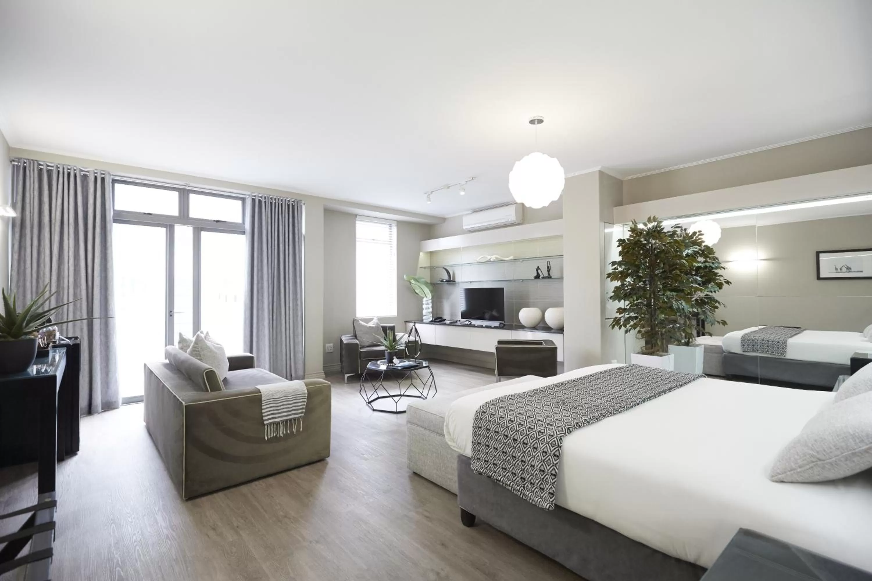 Superior Double Room in The Hyde All Suite Hotel