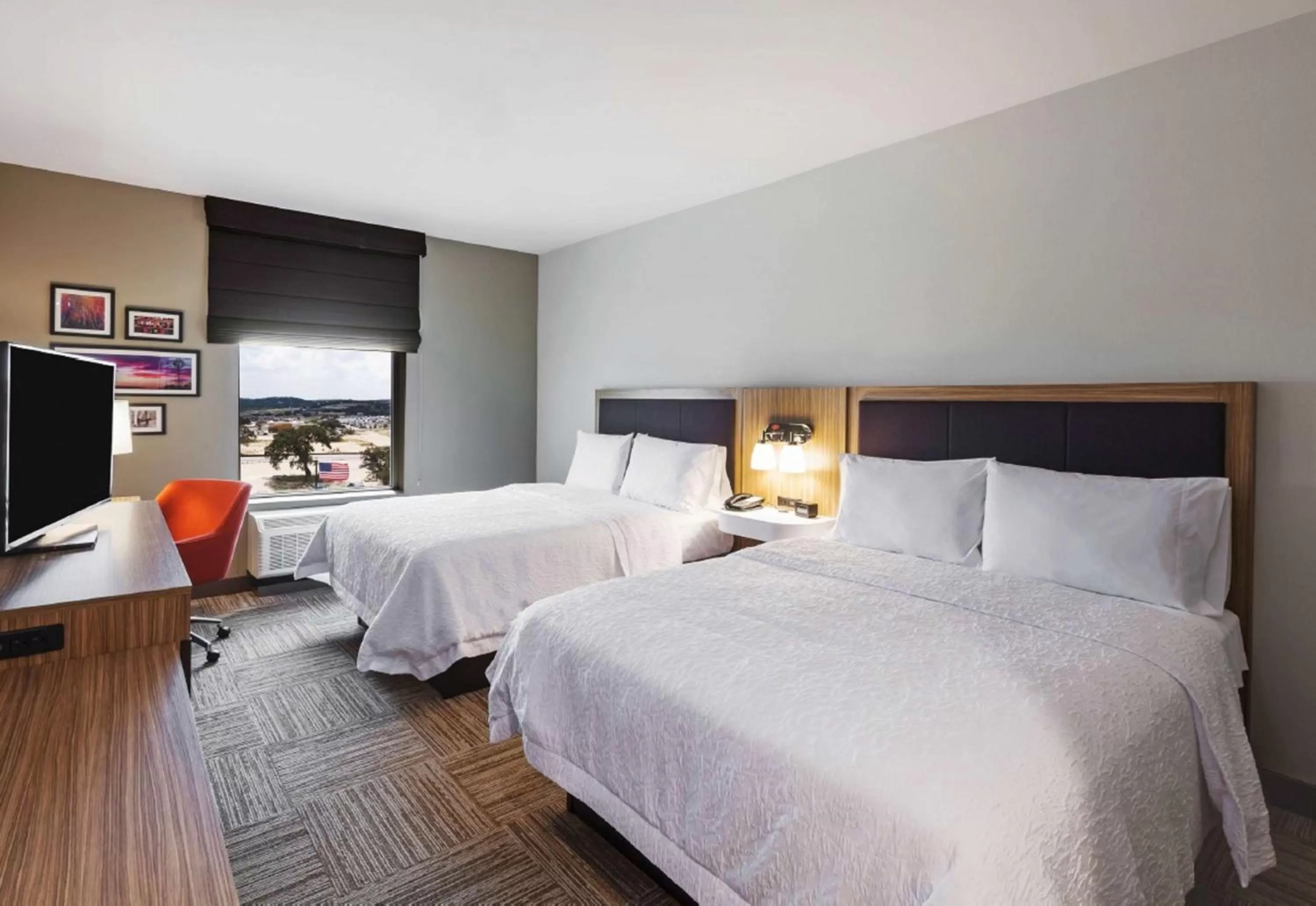Queen Room with Two Queen Beds - Hearing Access/Non-Smoking in Hampton Inn By Hilton Bulverde Texas Hill Country