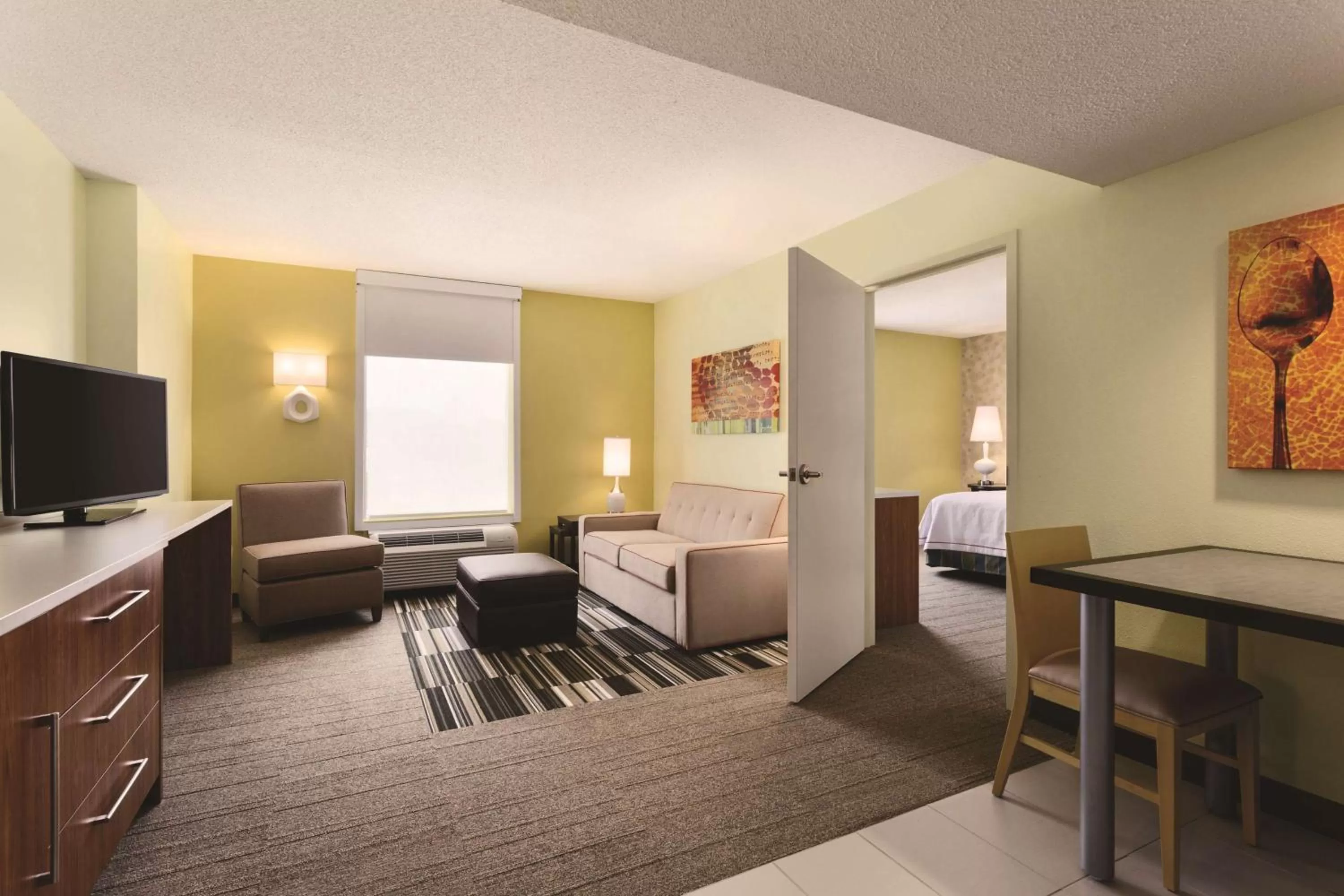 One-Bedroom Queen Suite - Non-Smoking in Home2Suites Pittsburgh Cranberry