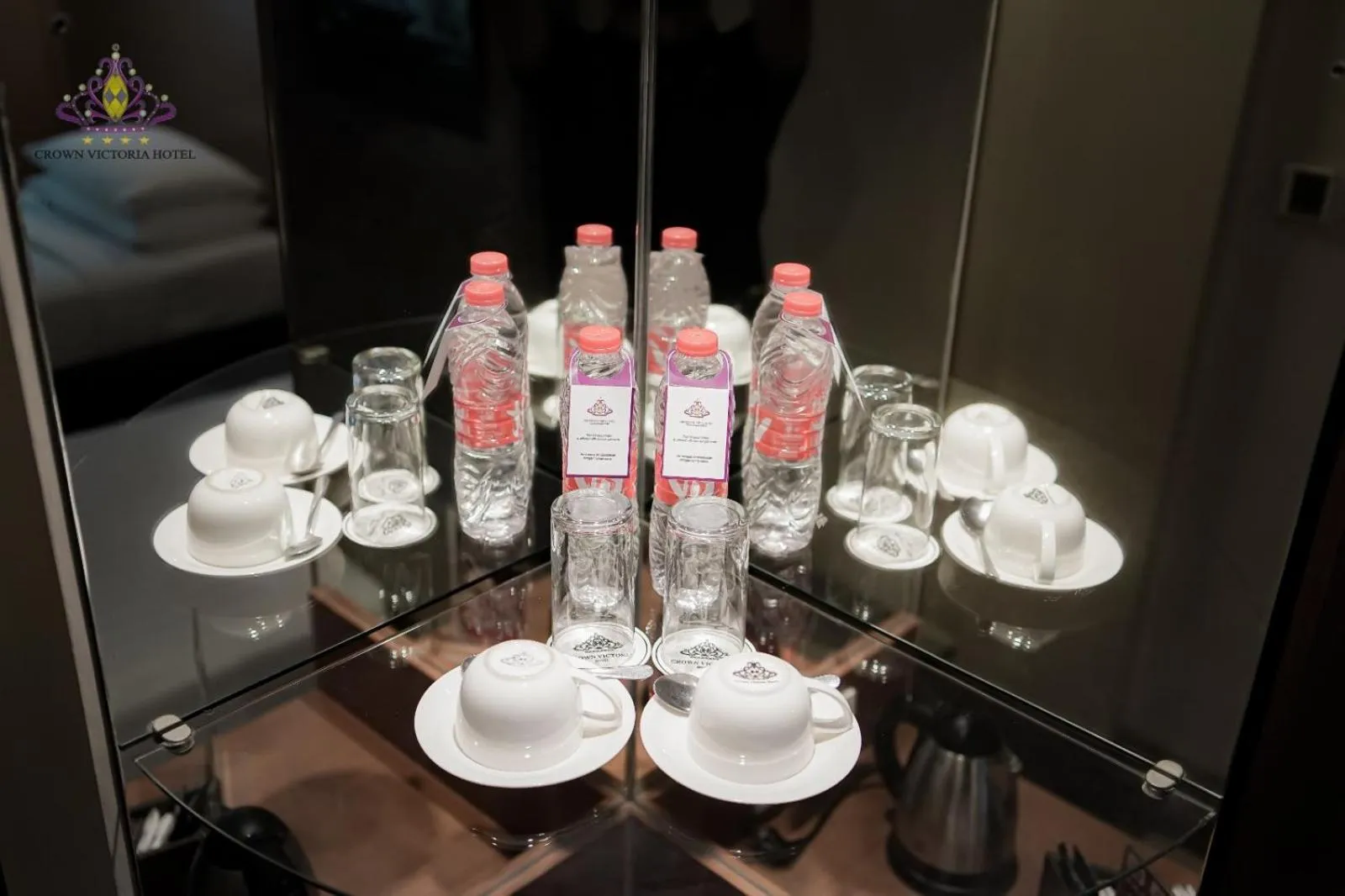 Deluxe Twin Room in Crown Victoria Hotel Tulungagung