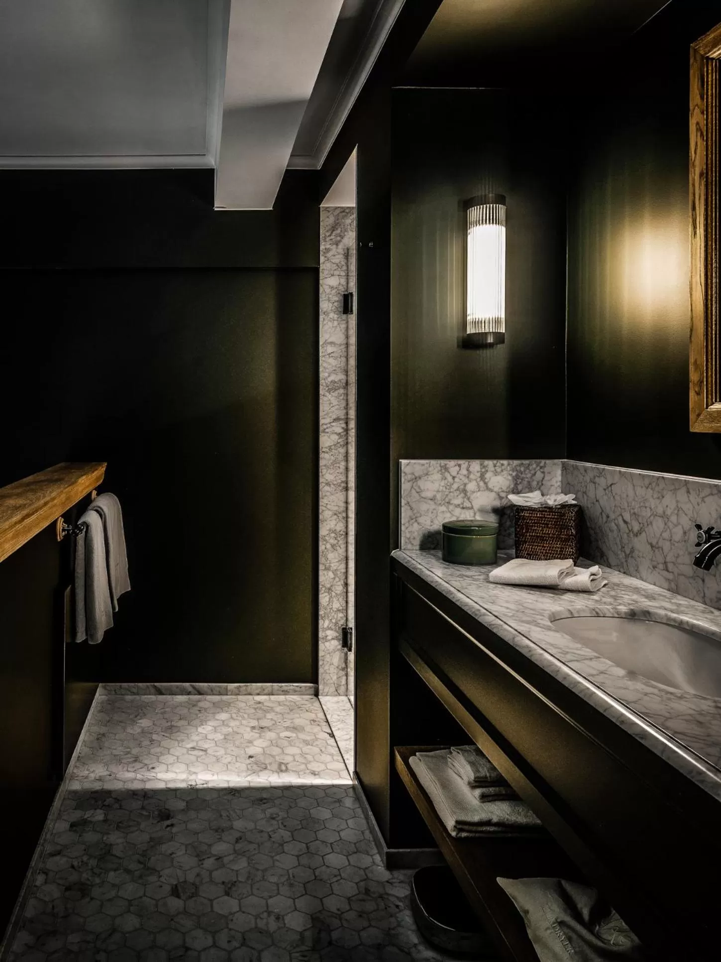 Duplex Twin Room in 1898 The Post