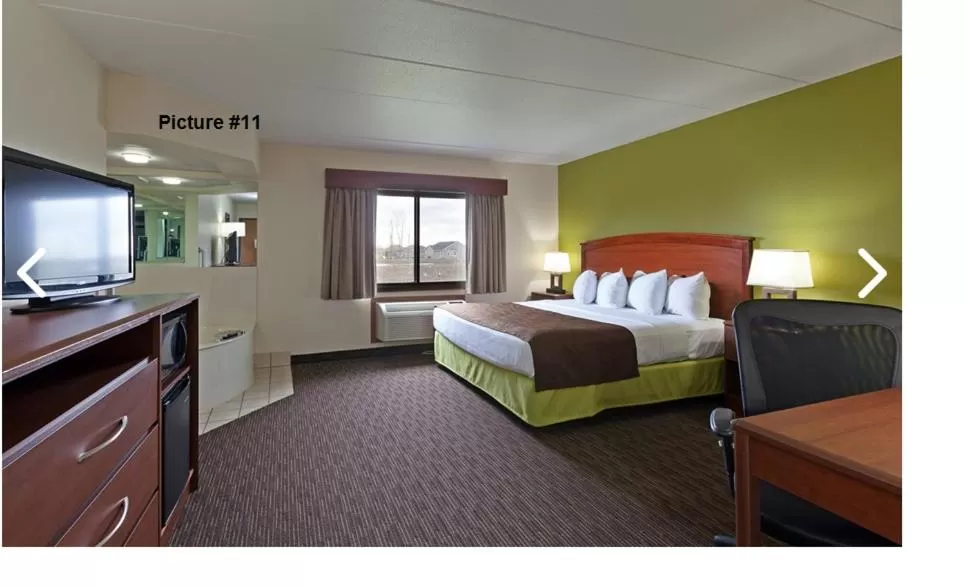 One-Bedroom Luxury King Suite - Non-Smoking in AmericInn by Wyndham Wahpeton