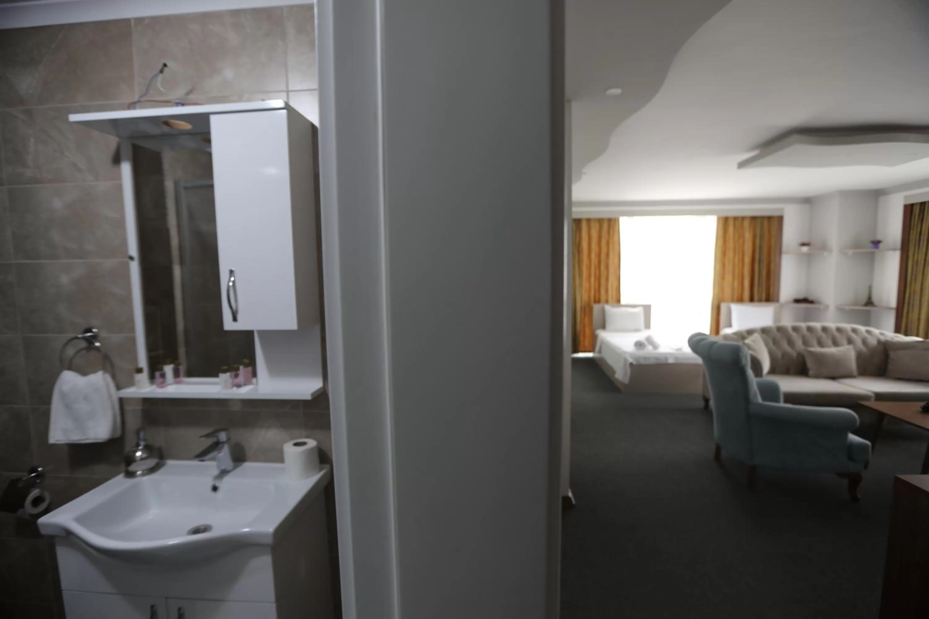 Luxury Triple Room in TEVETOGLU HOTEL