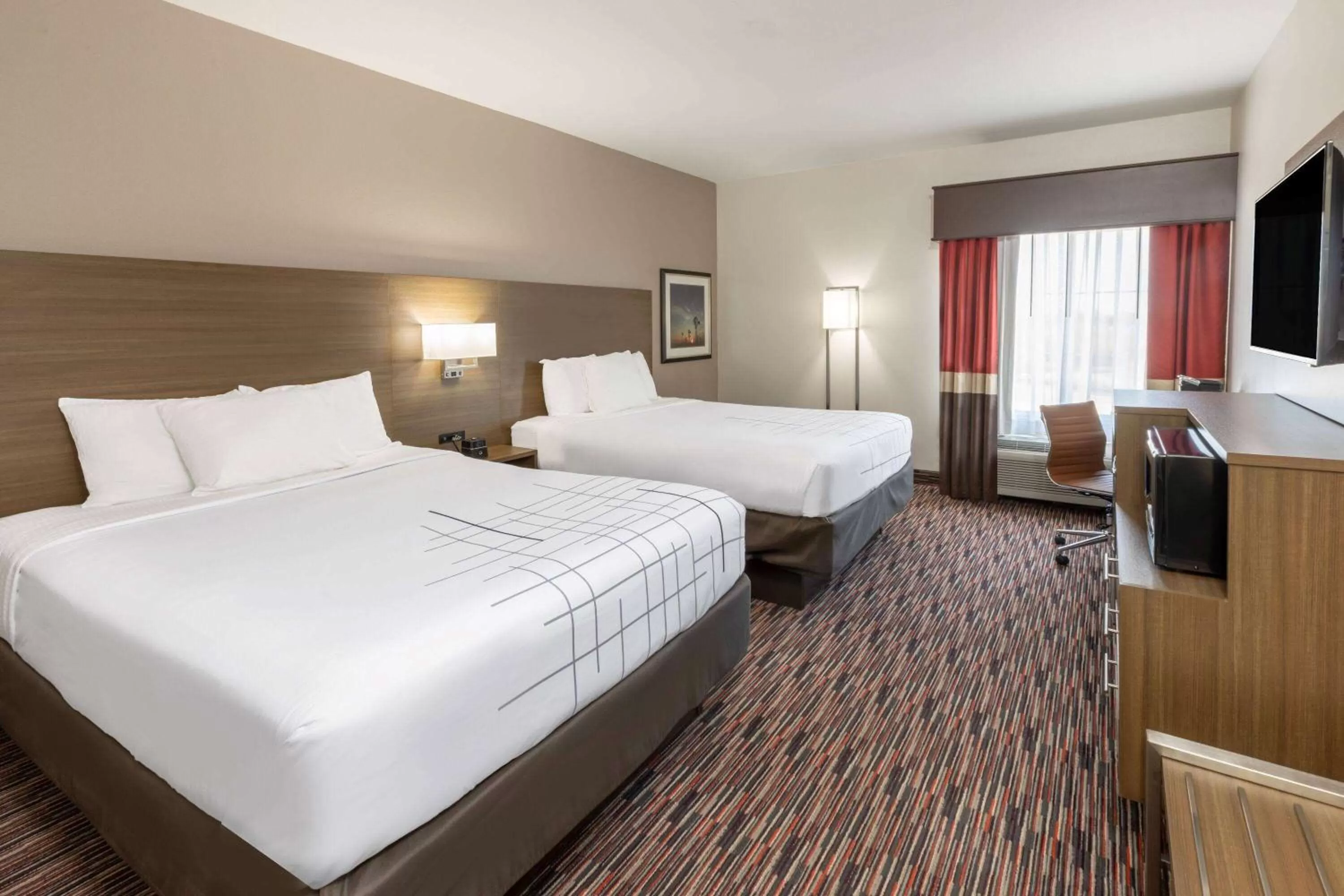 Queen Room with Two Queen Beds in La Quinta by Wyndham Wichita Falls - MSU Area