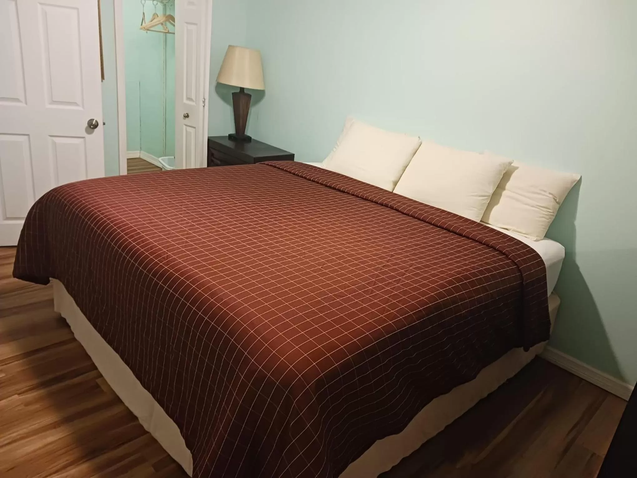 Deluxe King Suite in Royal North Beach