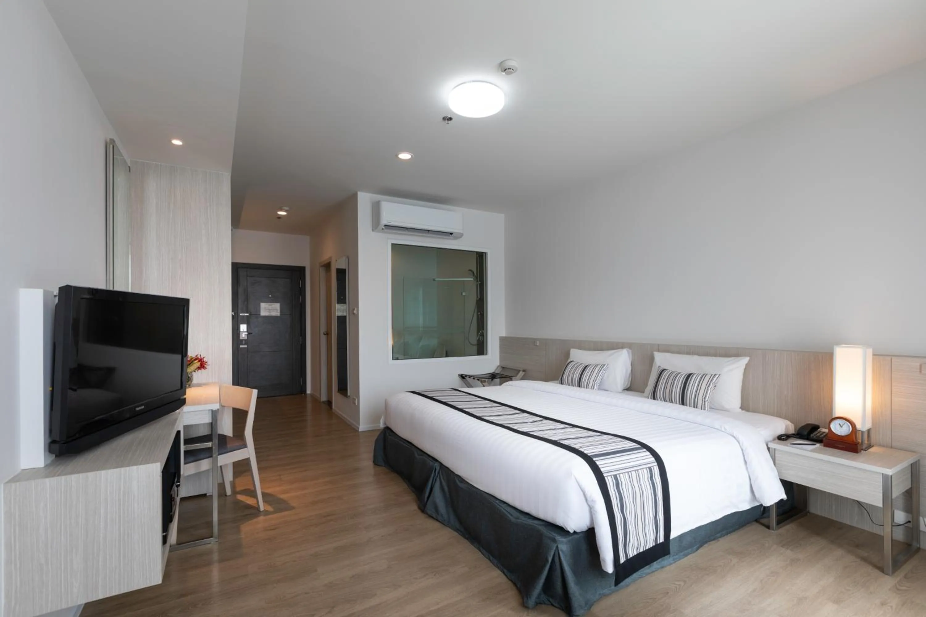 Deluxe Double or Twin Room in Classic Kameo Hotel & Serviced Apartments, Ayutthaya