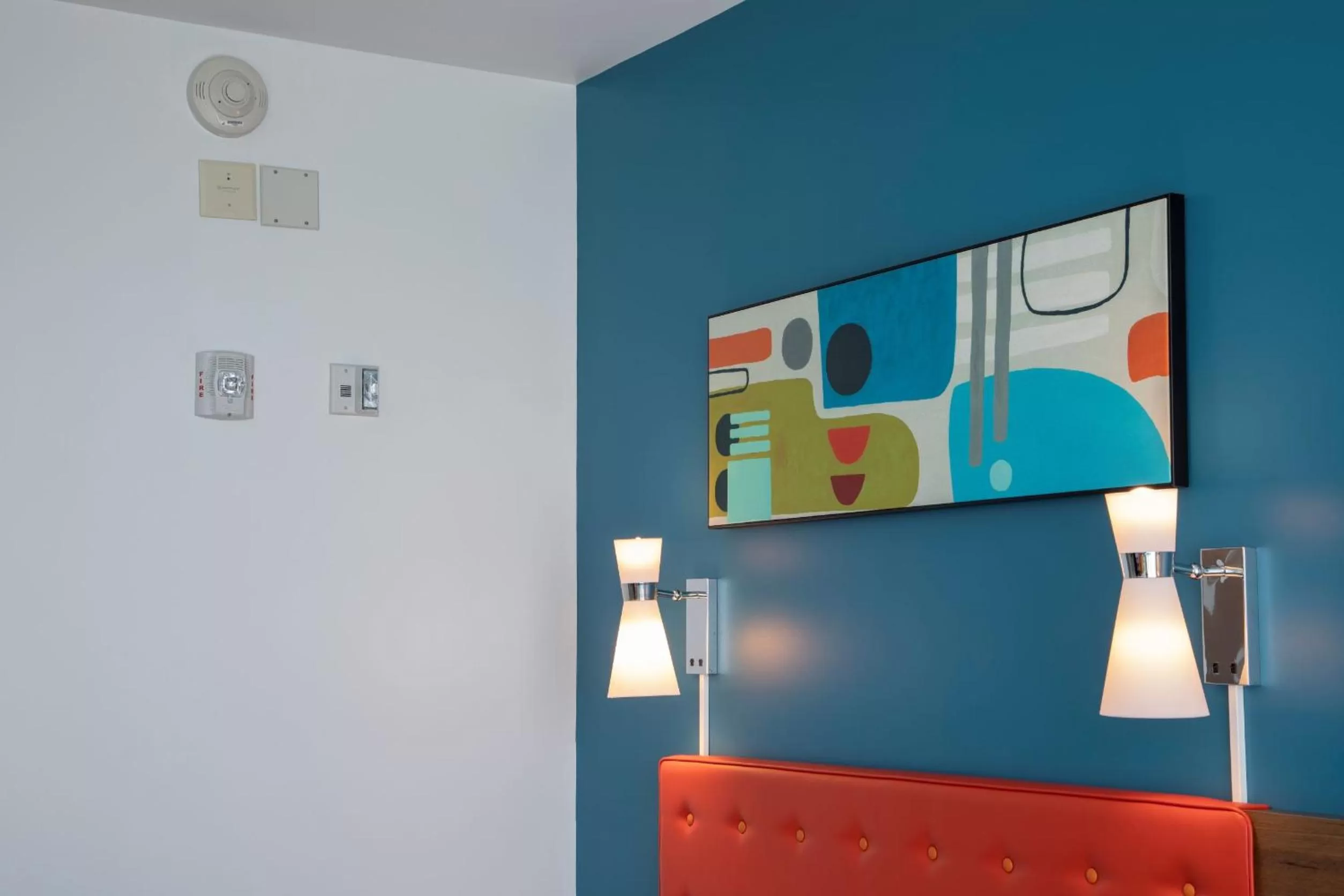 Family Suite Poolside Hearing Accessible - Exterior Entry (Includes Early Park Admission) in Universal's Cabana Bay Beach Resort