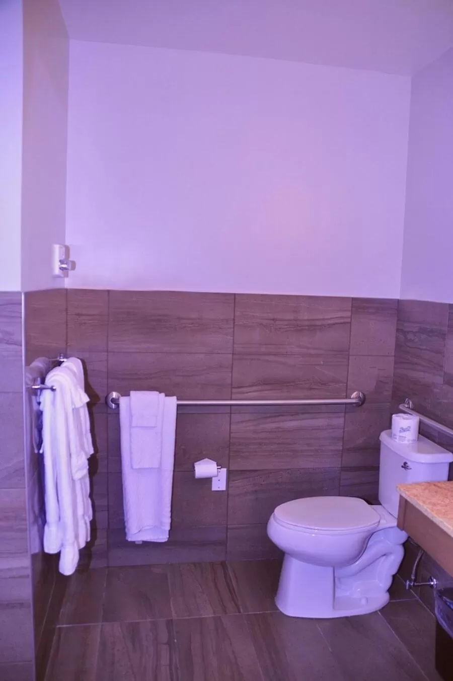 Queen Room with Two Queen Beds - Disability Access in Hotel 11, MOD A Sonesta Collection