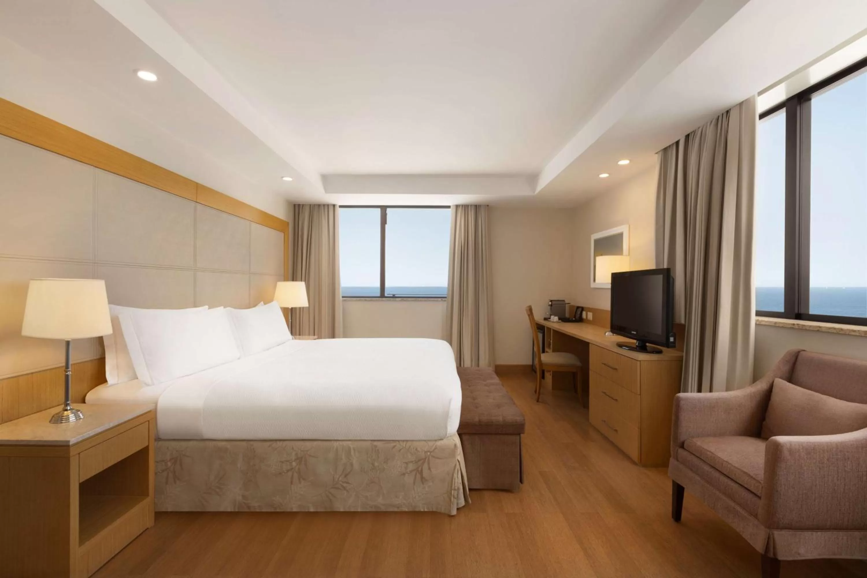 King Suite with Ocean View in Hilton Copacabana Rio de Janeiro