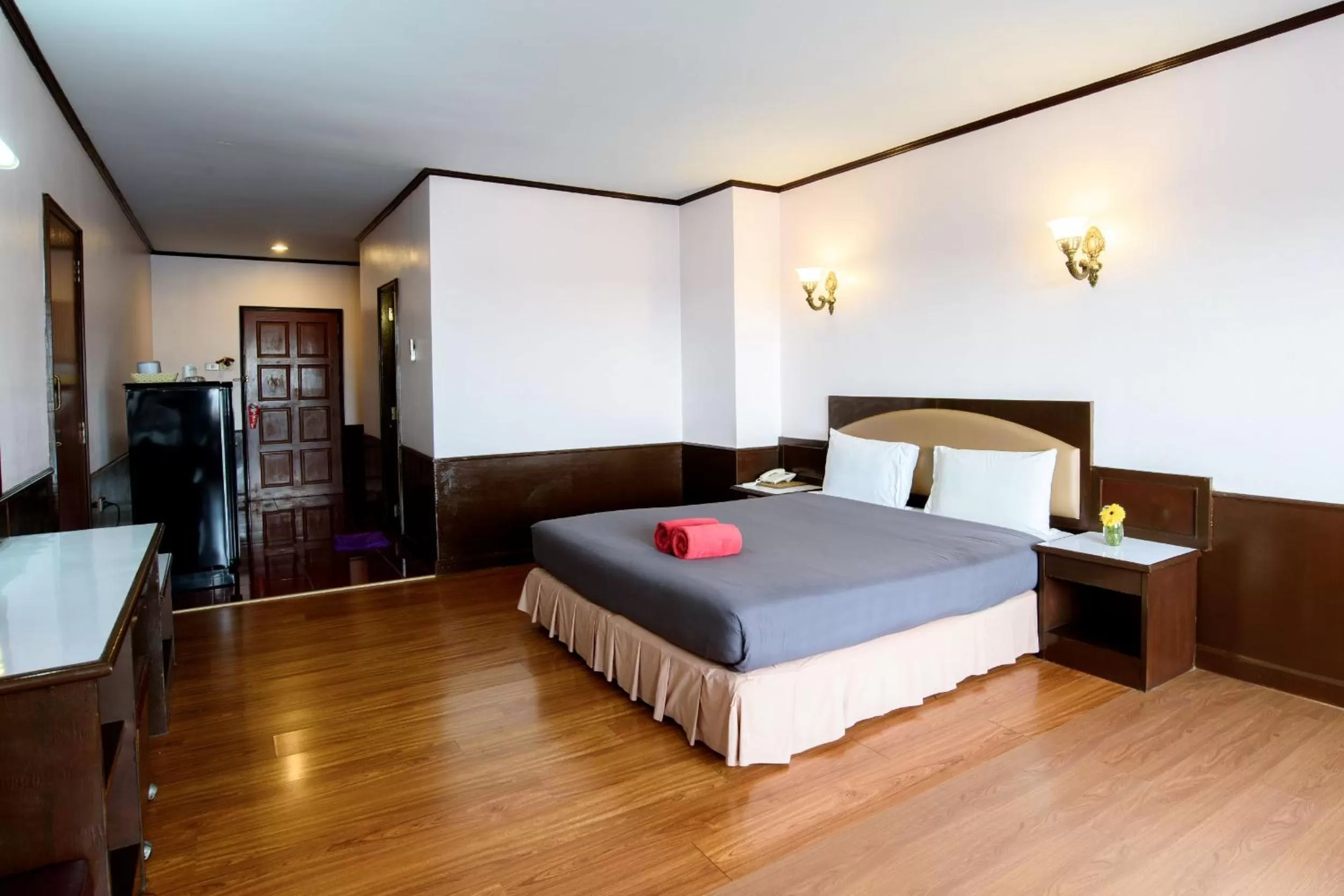 Standard Double Room in Marine Yensabai Pattaya