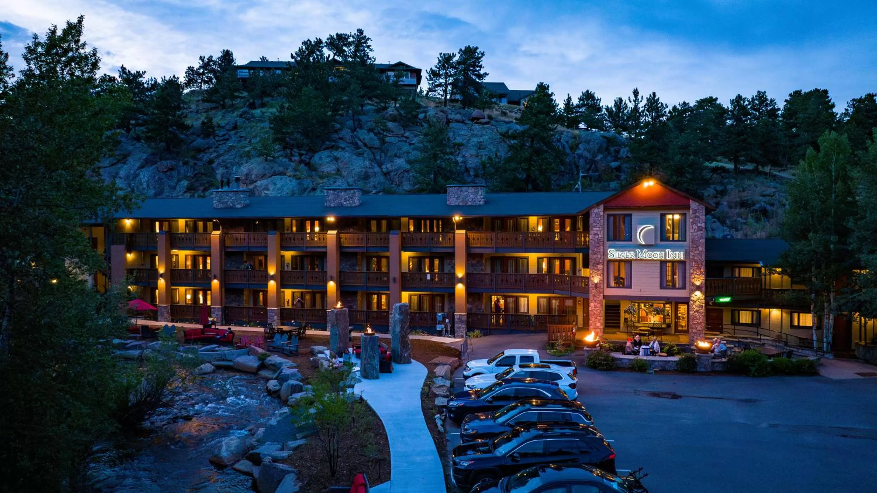 Property building in Silver Moon Inn