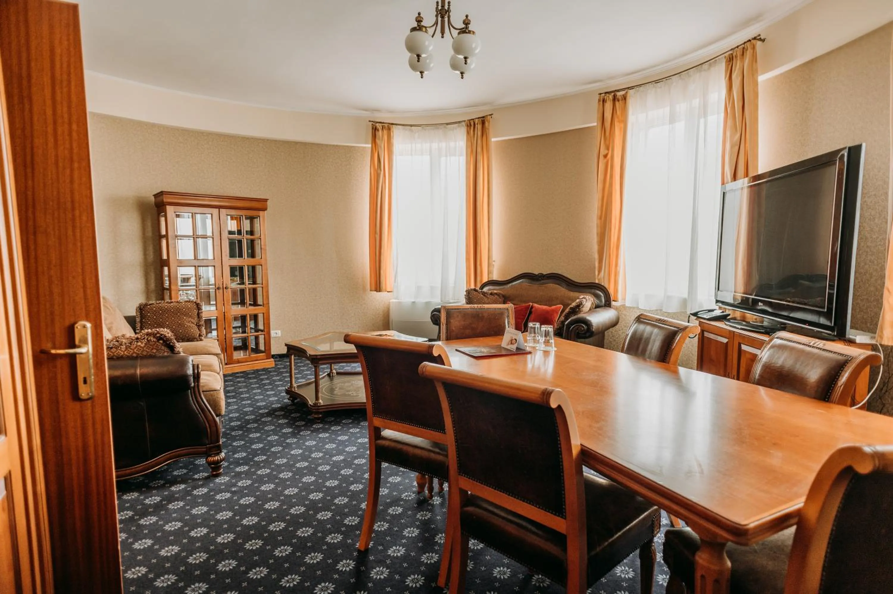 Apartment in Hotel Coandi