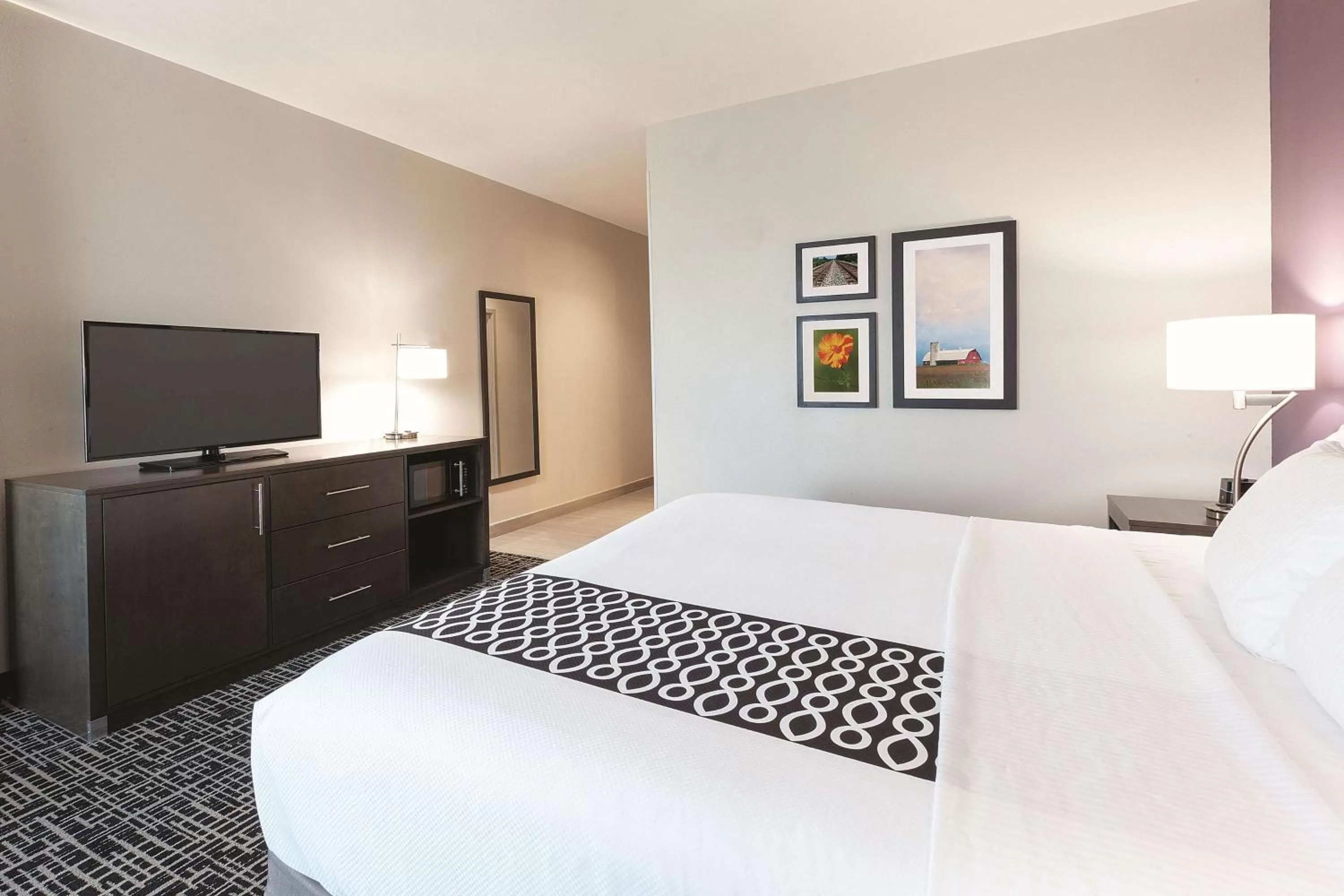 King Room - Mobility Access/Non-Smoking in La Quinta by Wyndham Terre Haute