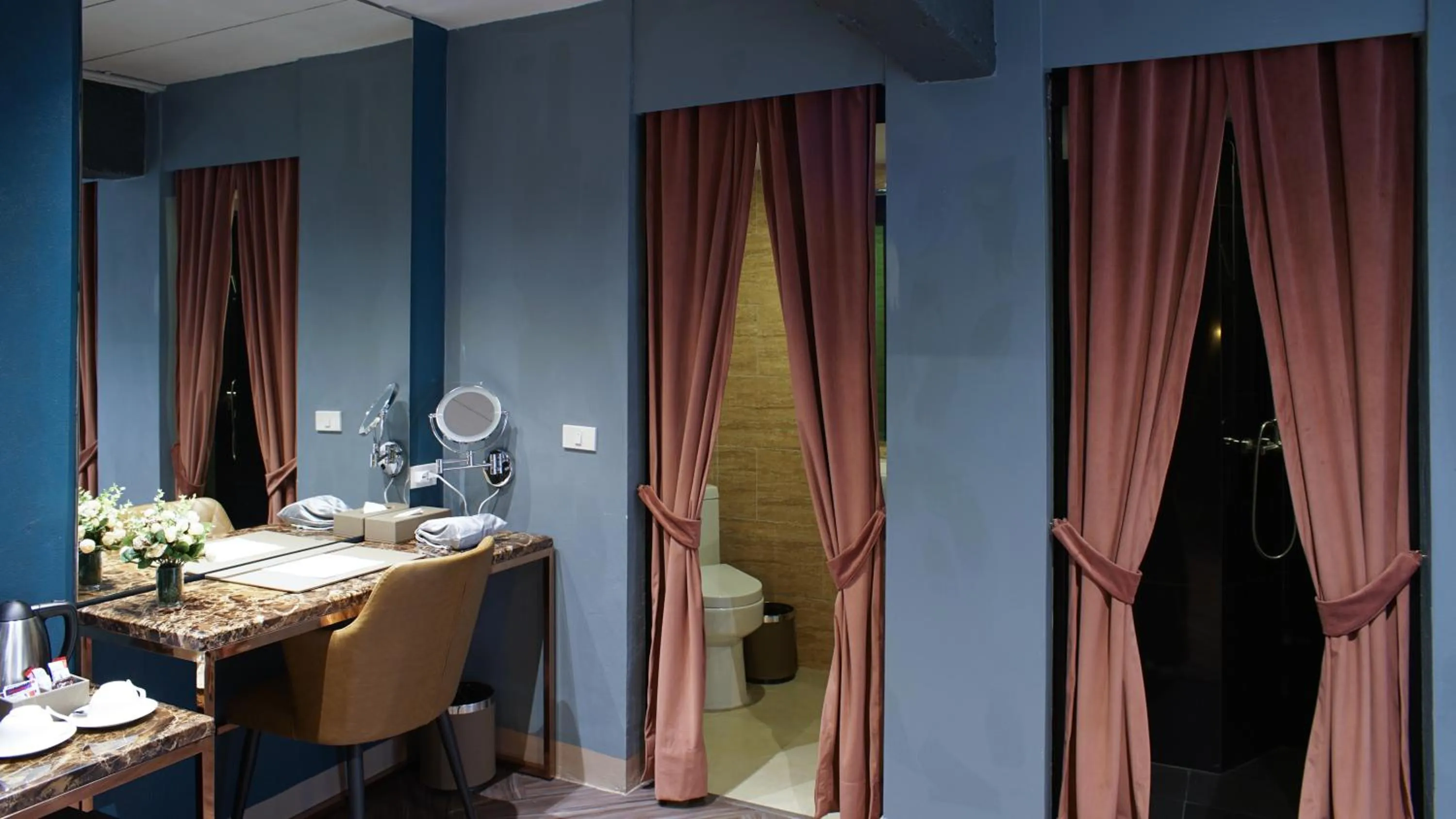 Superior King Room with City View in Ratchada Boutique Hotel