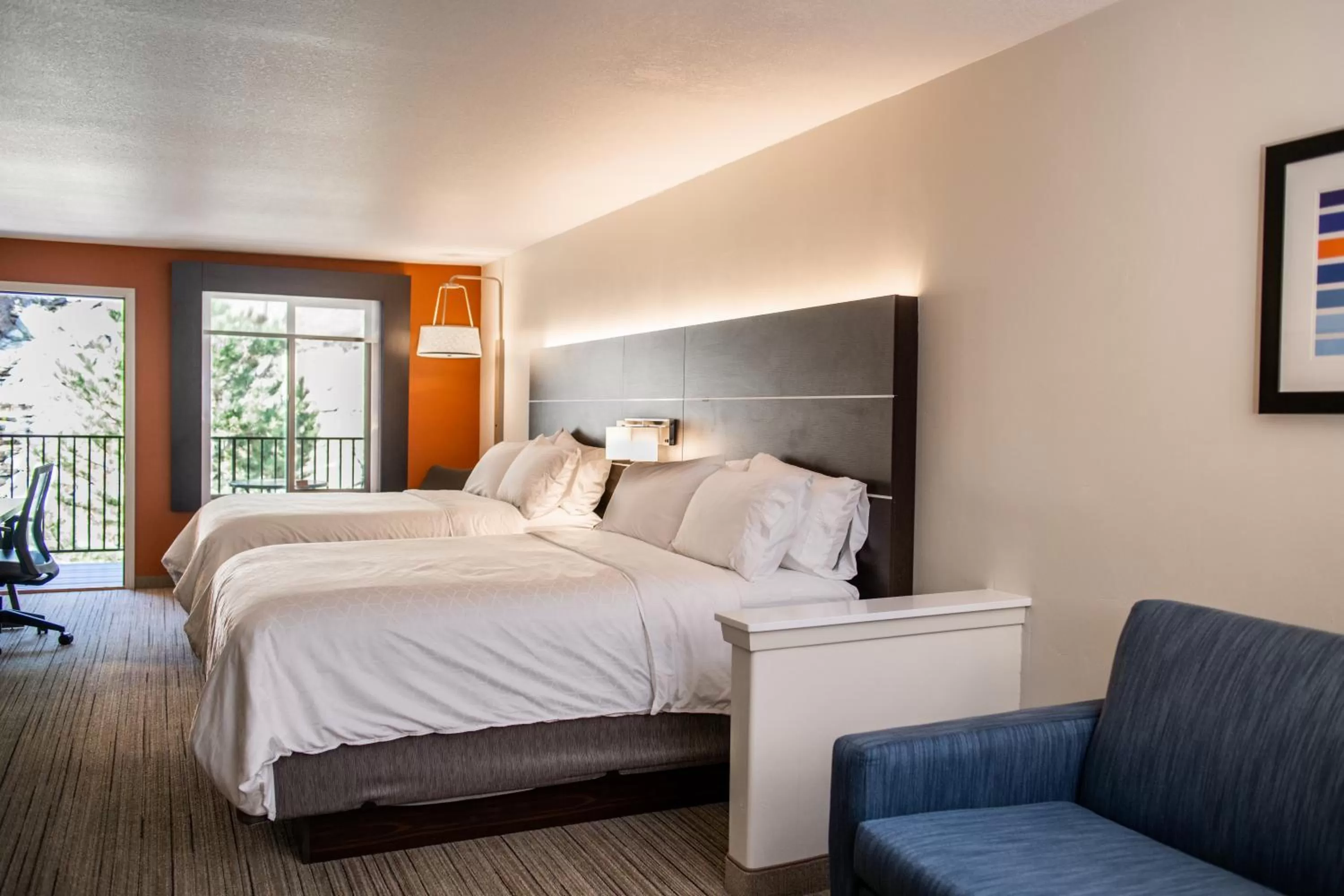 Suite with Balcony - Non-Smoking in Holiday Inn Express & Suites Custer-Mt Rushmore