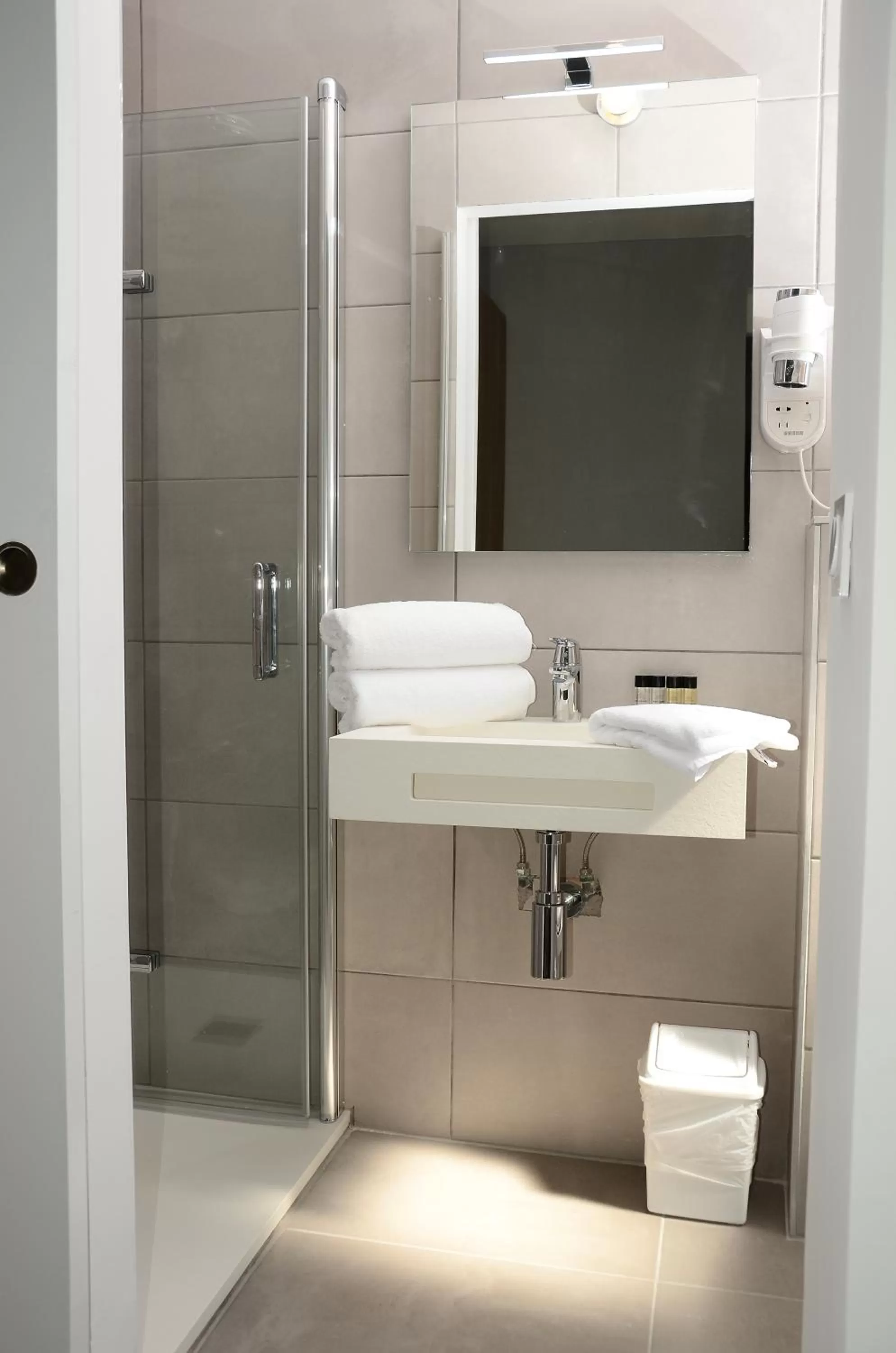 Superior Double Room with Terrace and partial Sea view  in Hotel La Voile