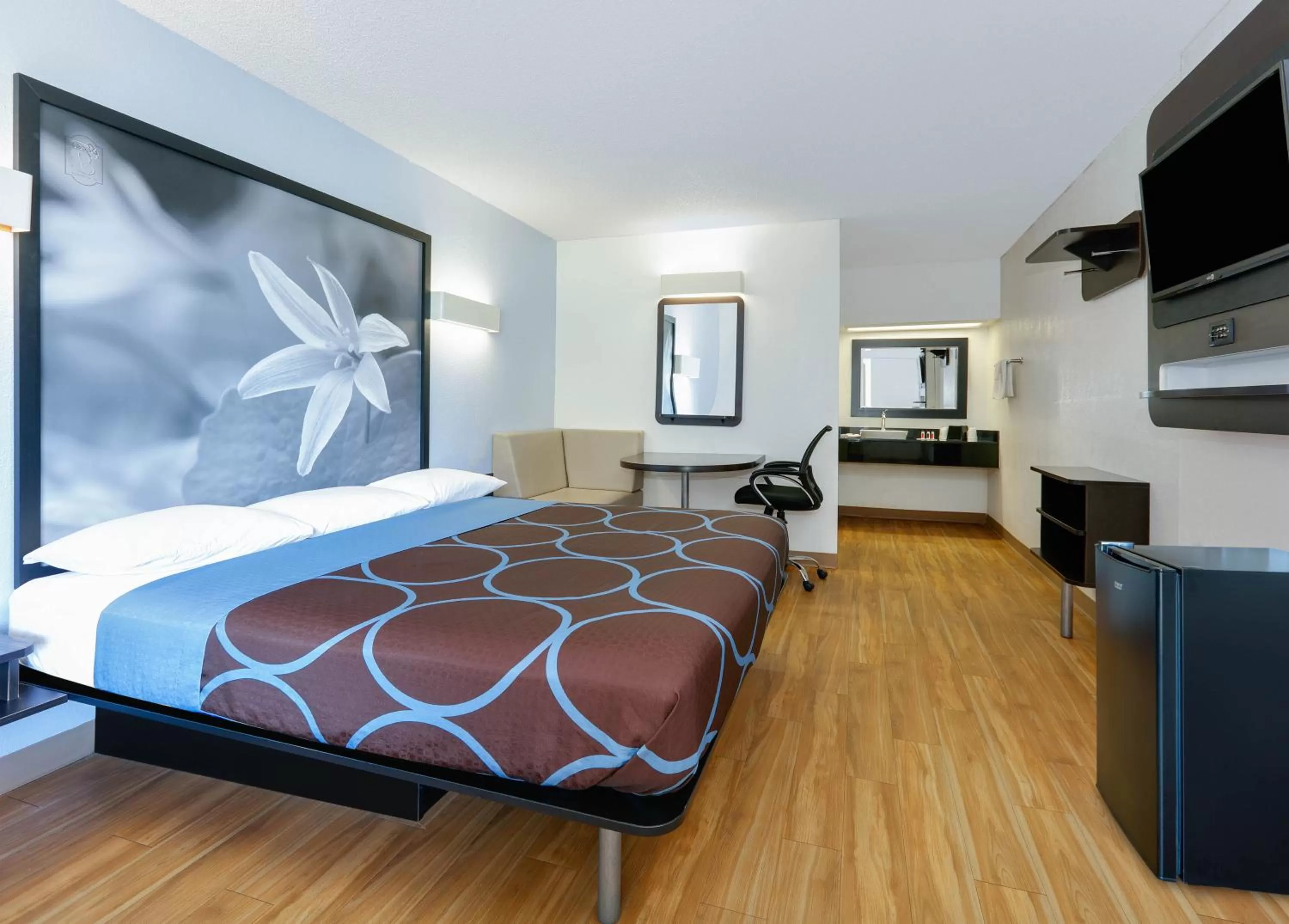 King Room - Non-Smoking in Super 8 by Wyndham Fort Smith