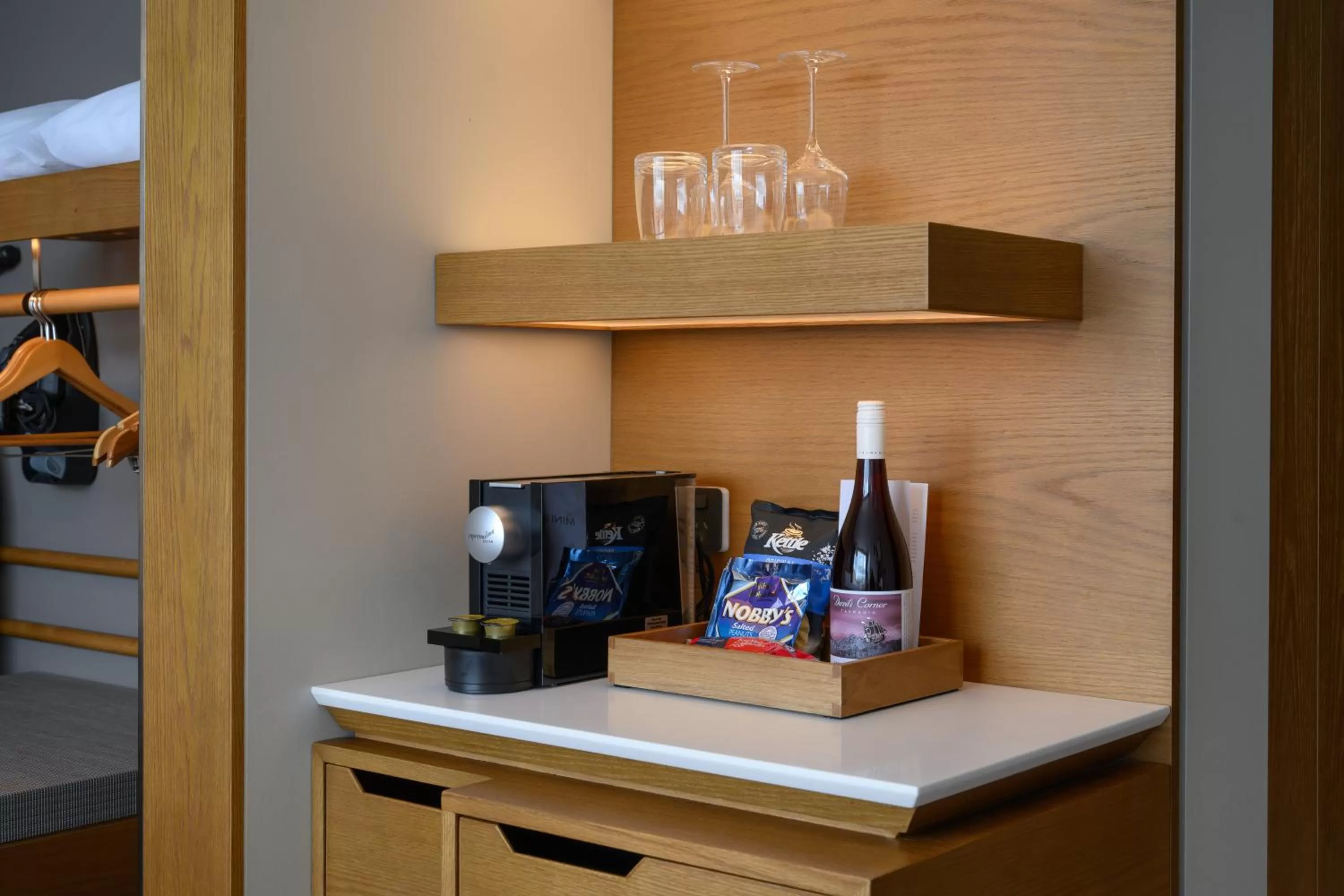 Standard King Room with Club Access - Disability Access in Crowne Plaza Hobart by IHG