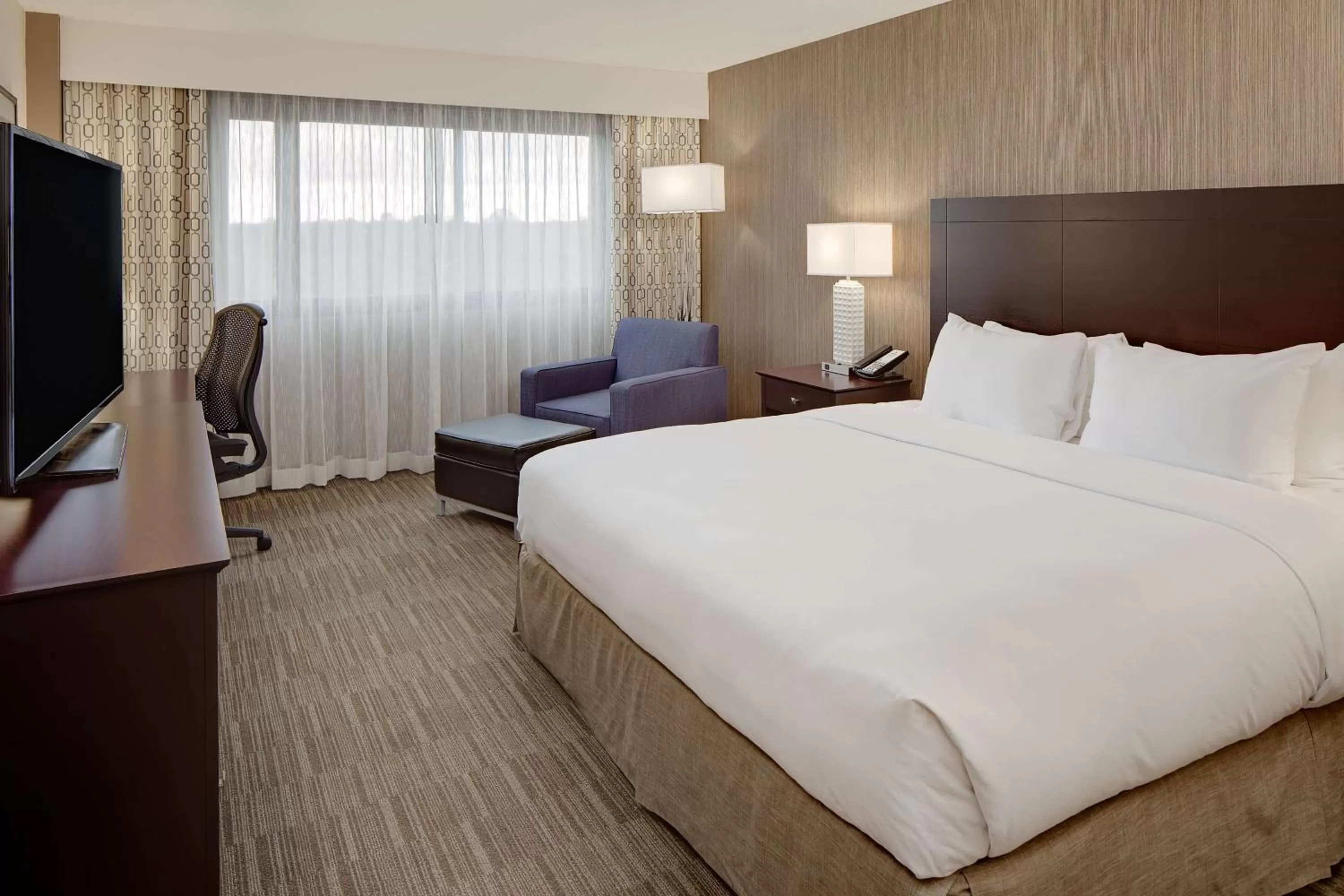 King Room in Hilton Nashville Airport