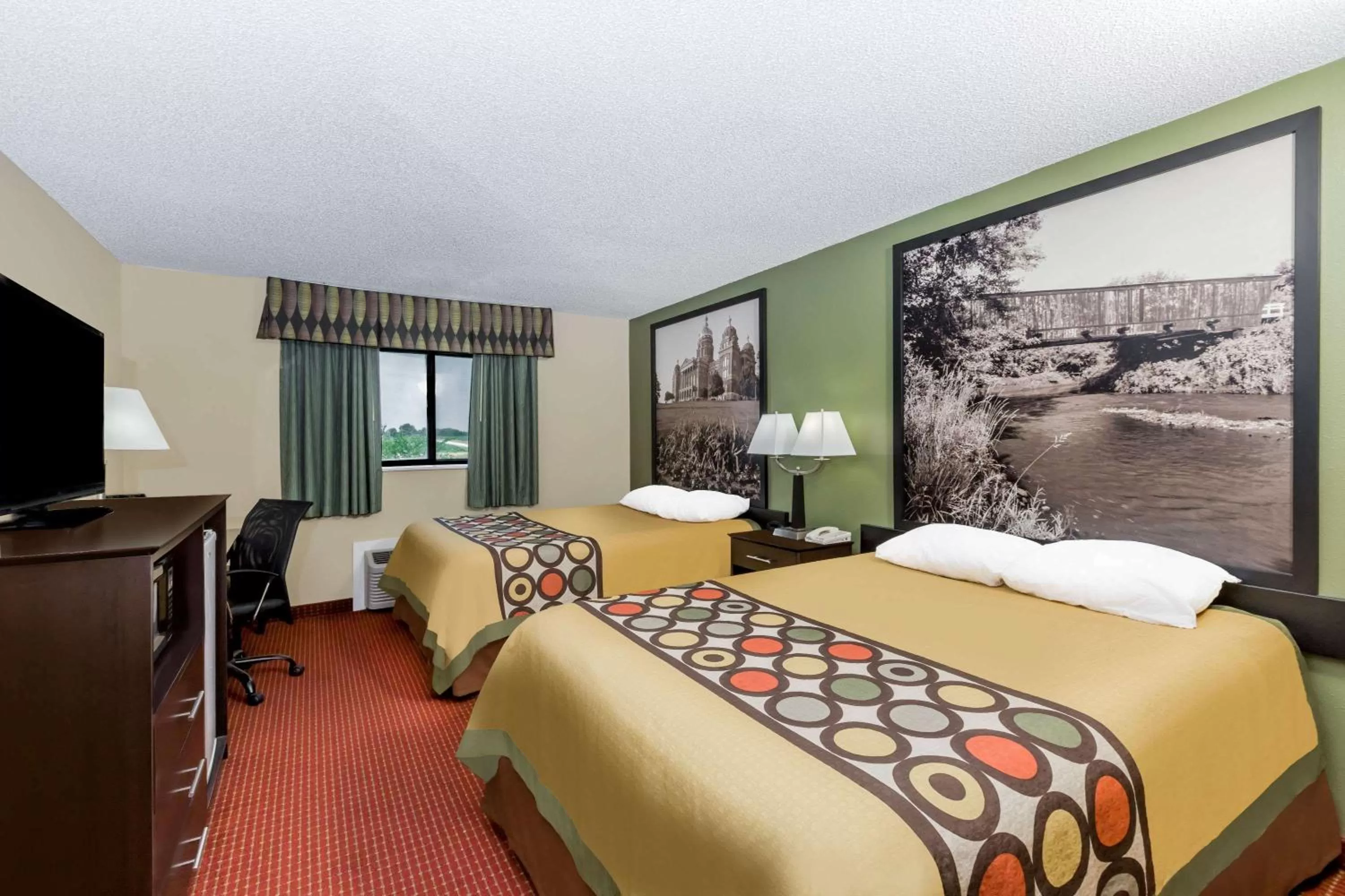 Queen Room with Two Queen Beds - Non-Smoking in Super 8 by Wyndham Grinnell IA