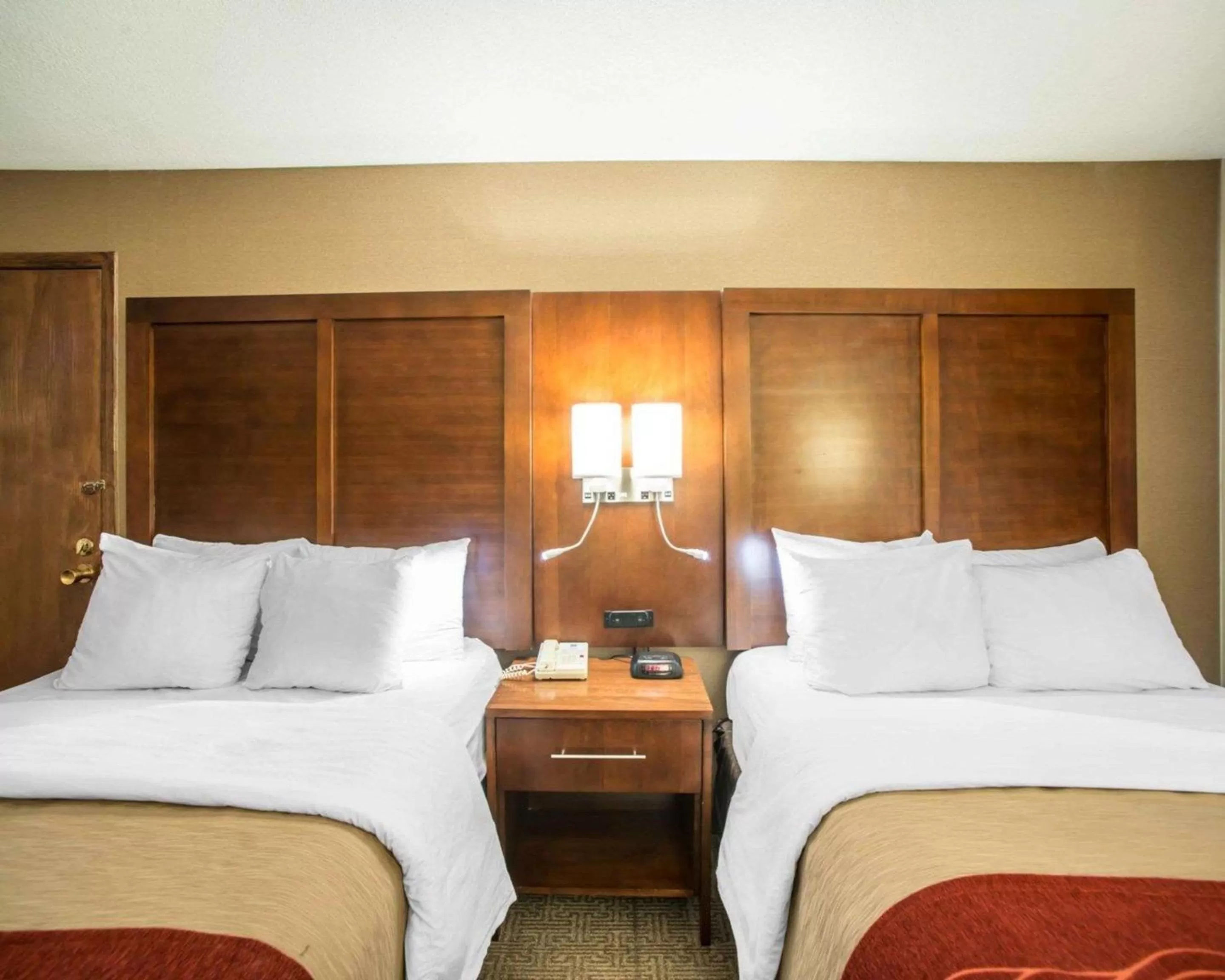 Double Room with Two Double Beds - Non-Smoking in Quality Inn & Suites Boonville - Columbia