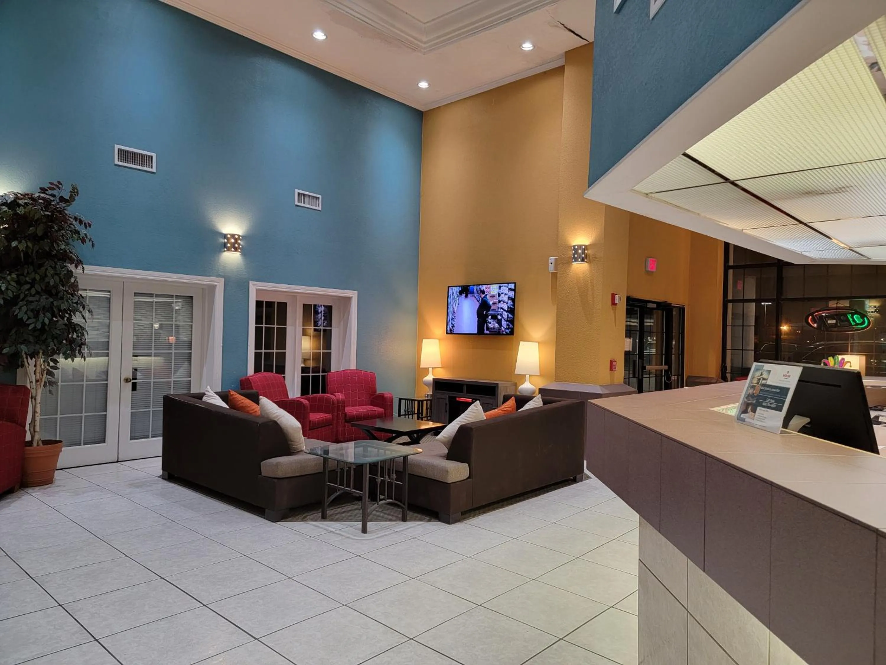 Lobby or reception in Extend-a-Suites - Extended Stay, I-40 Amarillo West