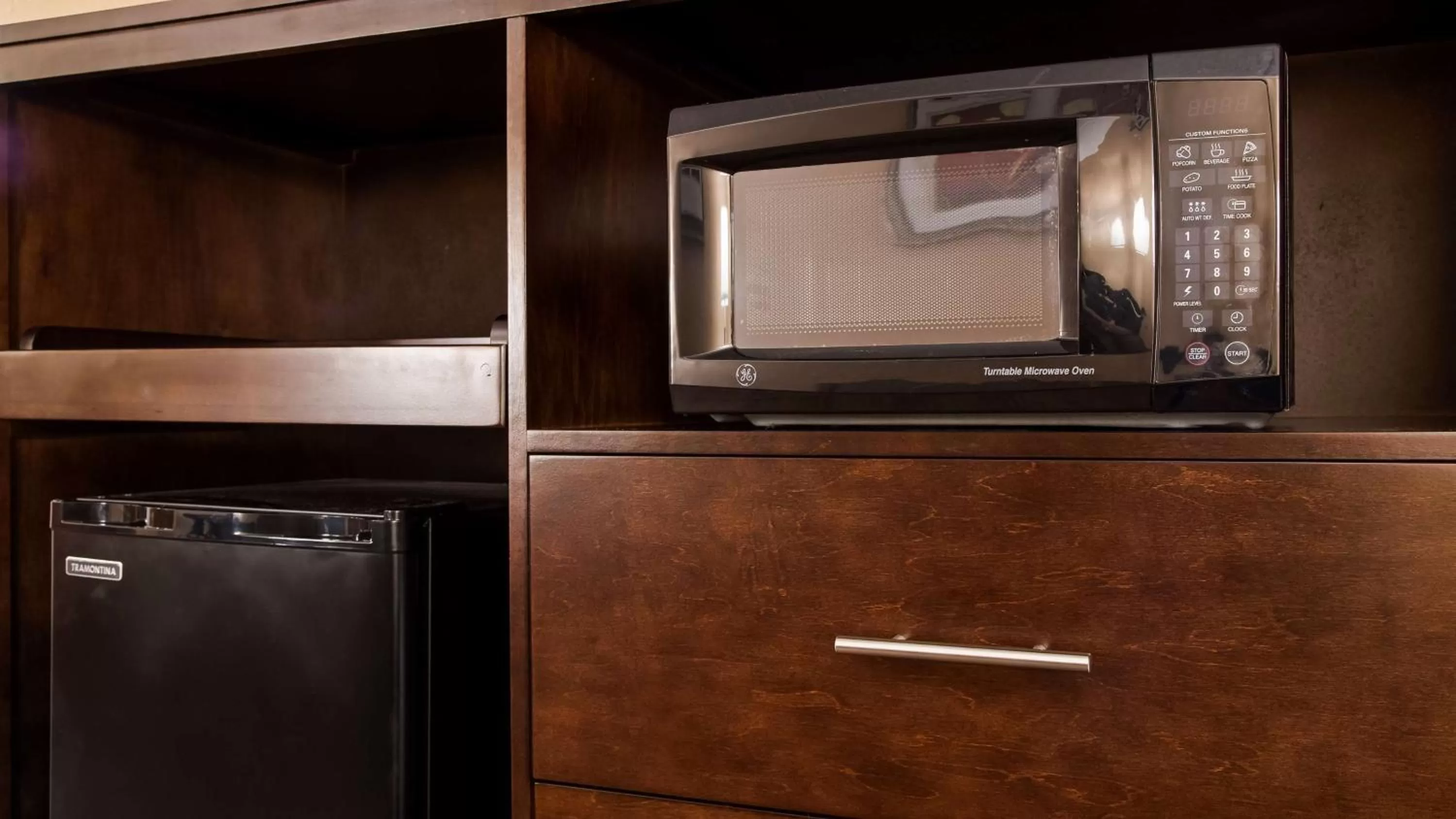 King Room - Non-Smoking in Best Western Crossroads of the Bluffs