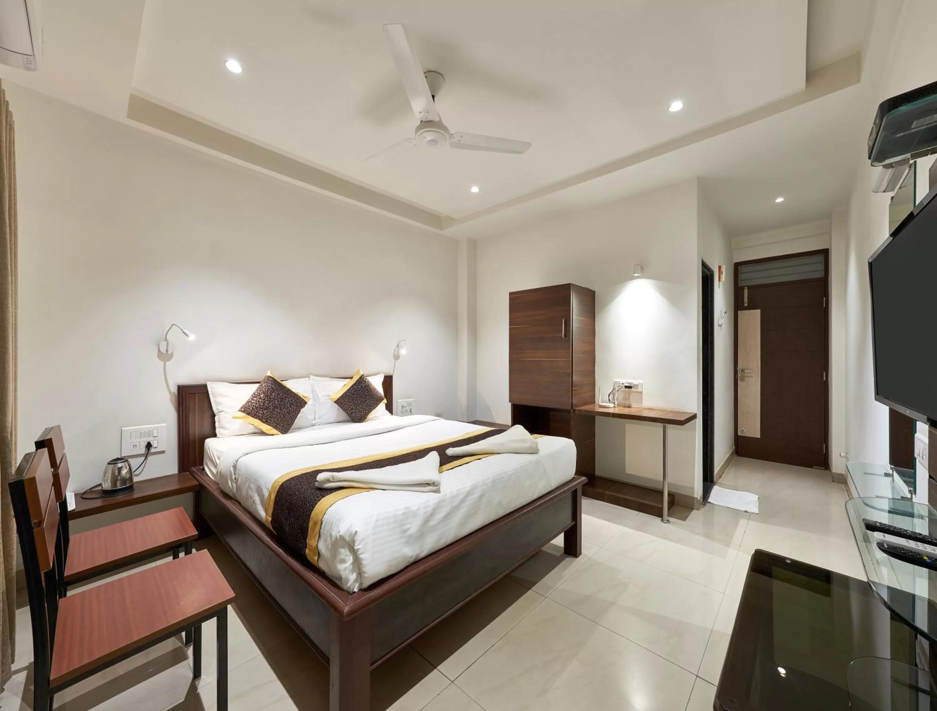 Deluxe Room - single occupancy in Hotel Fortune Inn