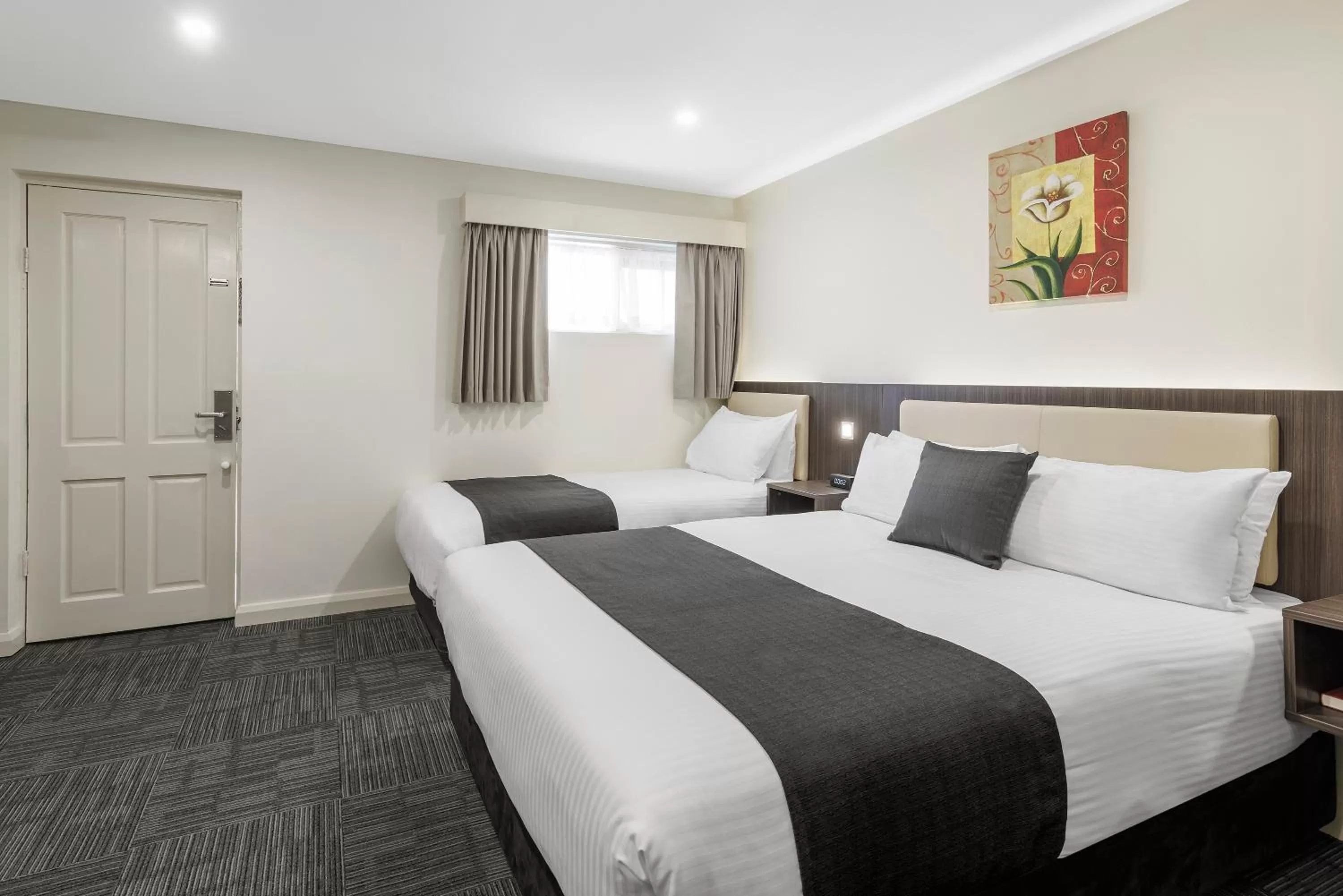 Executive Twin Suite (Located Upstairs Only) in Quality Hotel Melbourne Airport