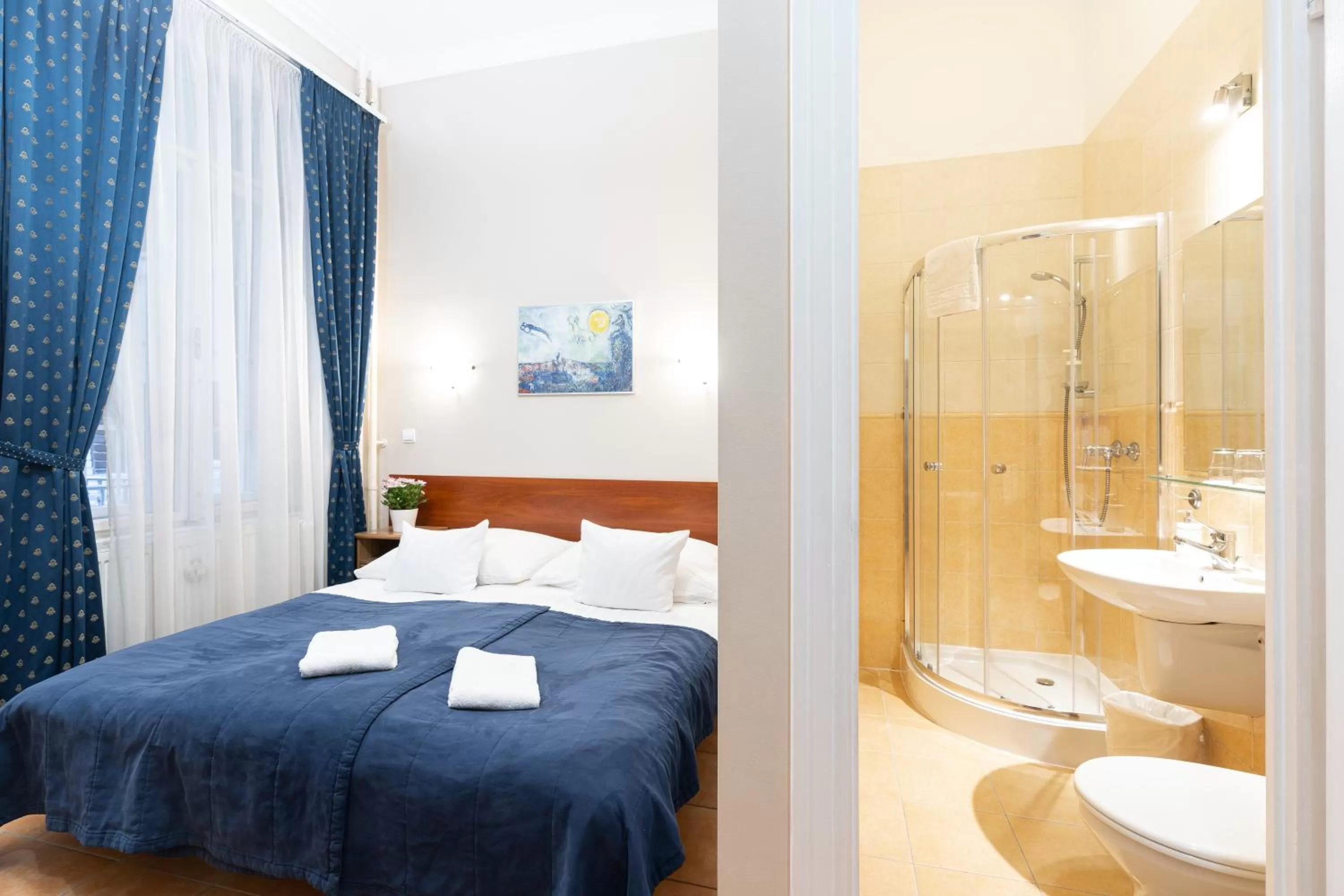 Economy Double Room - Annex Building in Budapest Panorama Central