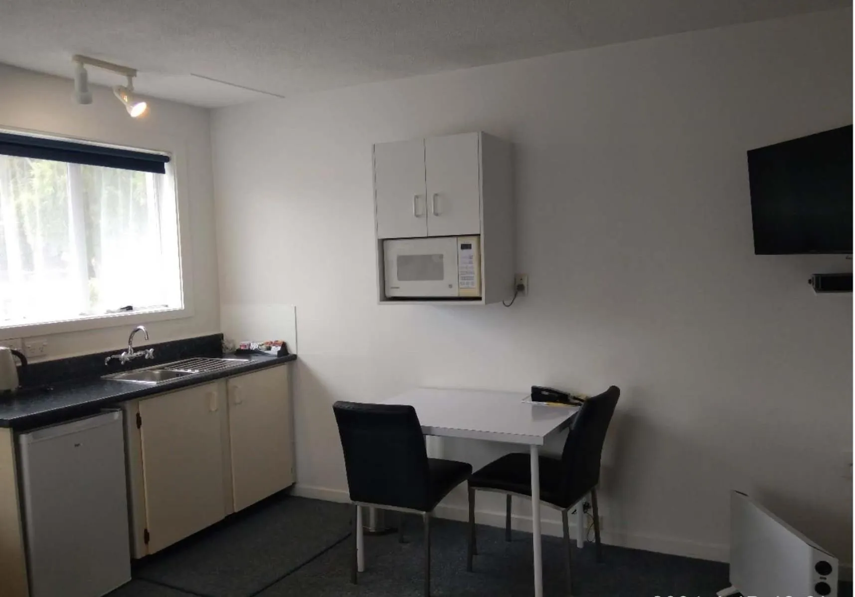 Studio in Queens Park Motels