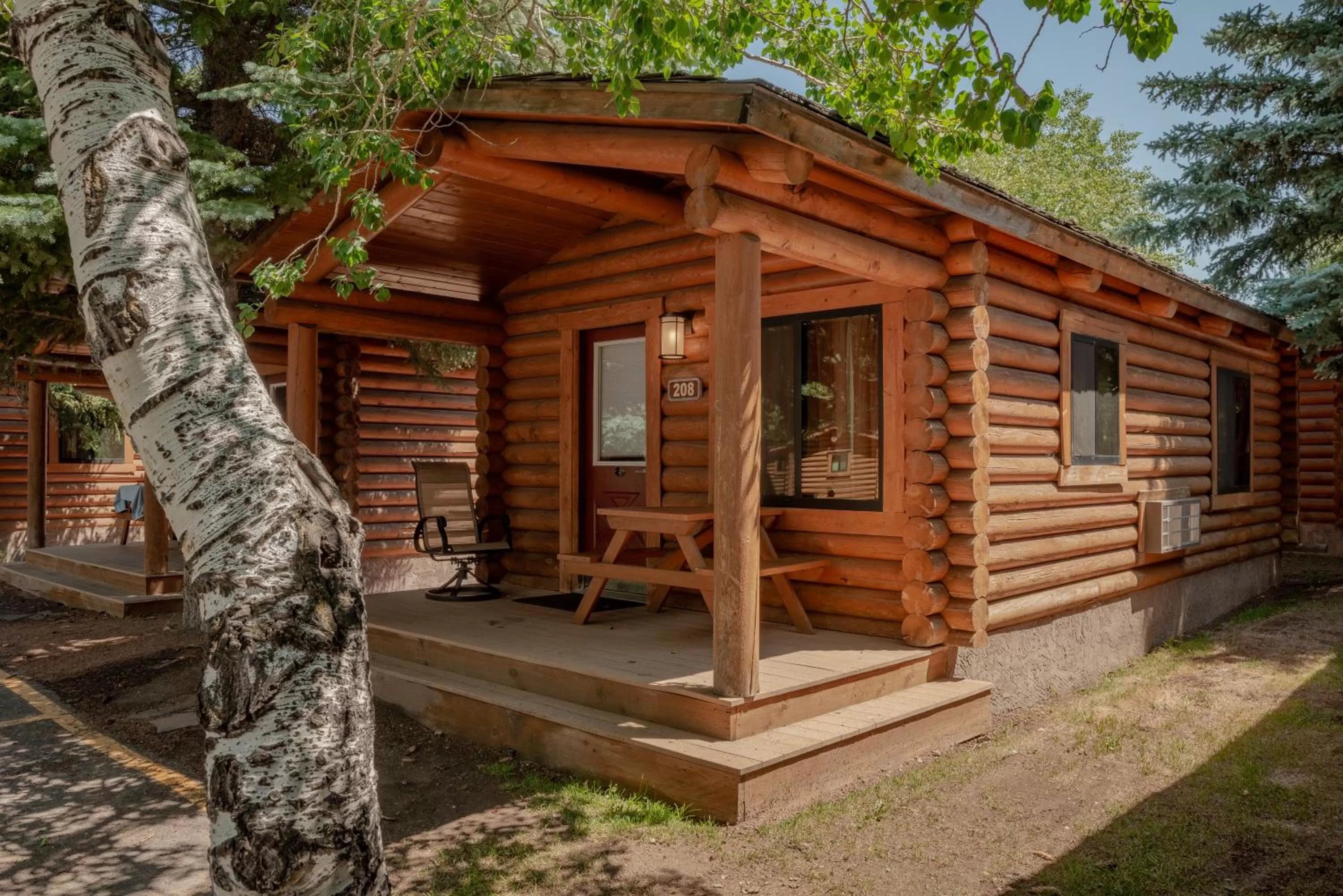 Grand Teton Deluxe Cabin - Not Pet-Friendly in Cowboy Village Resort