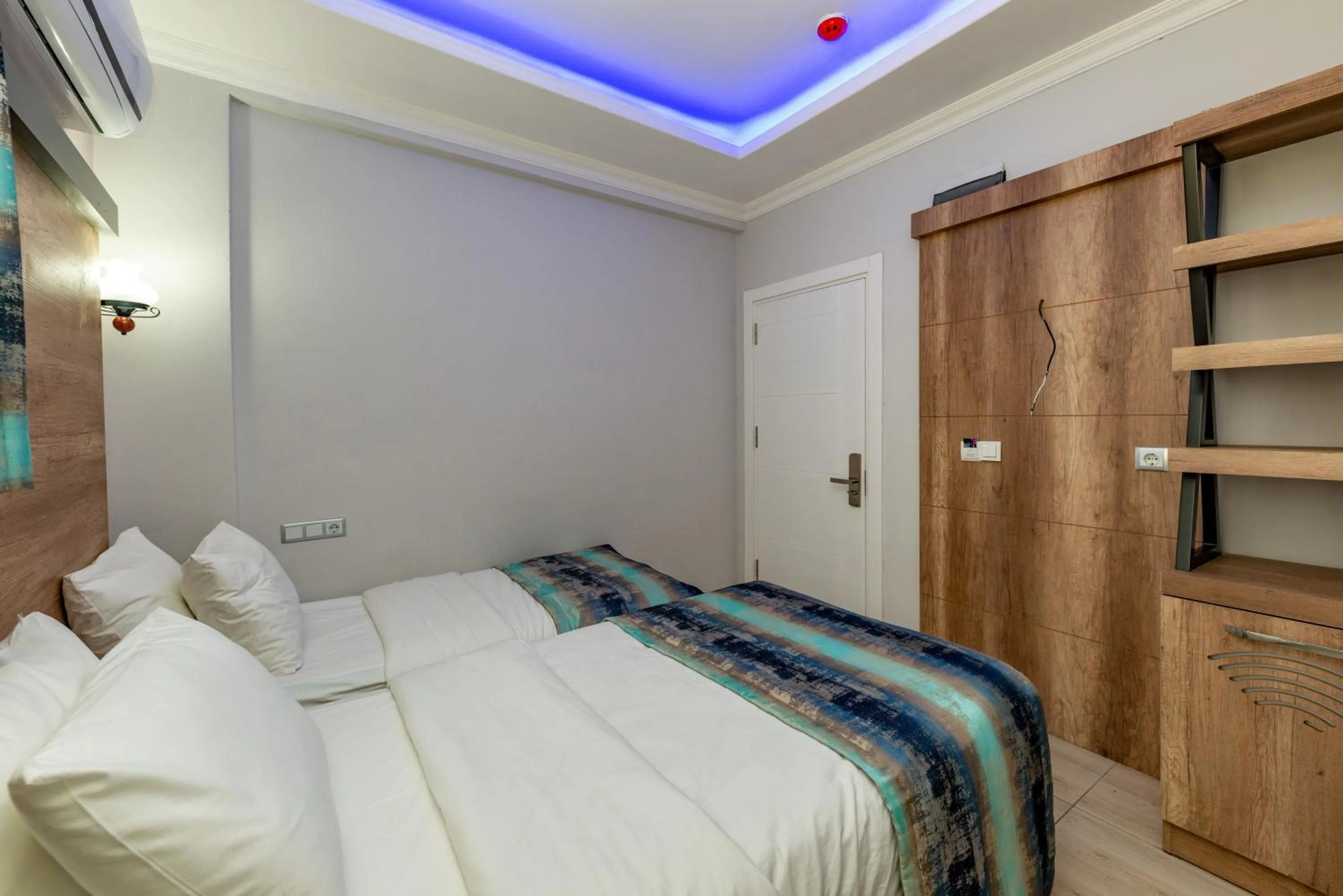 Family Suite in Linda Expo Palace