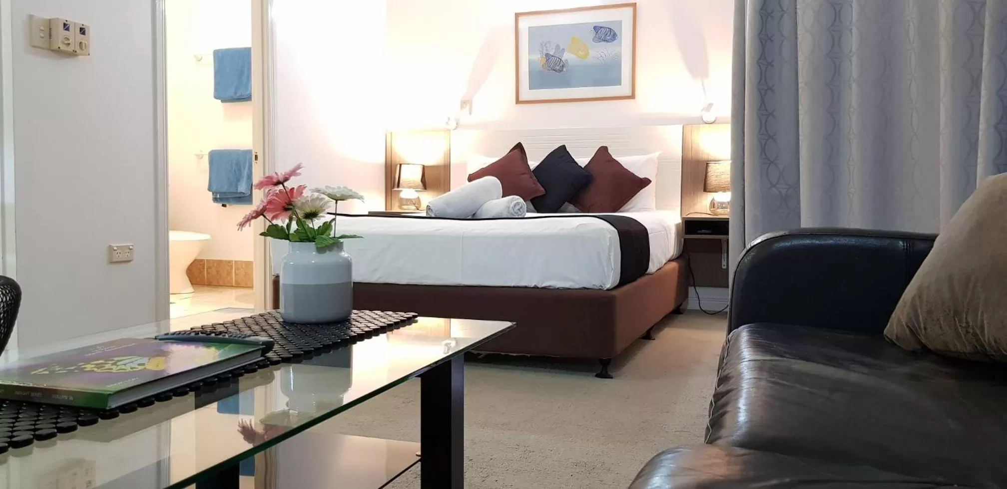 Deluxe Studio with Spa Bath in Reef Palms