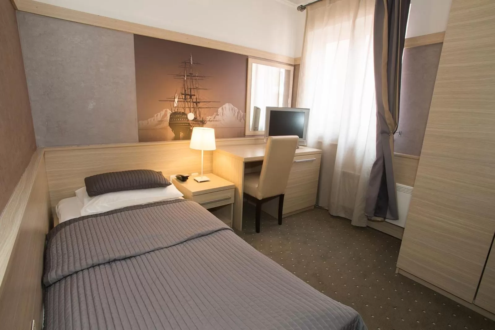 Classic Single Room - single occupancy in Hotel Galija