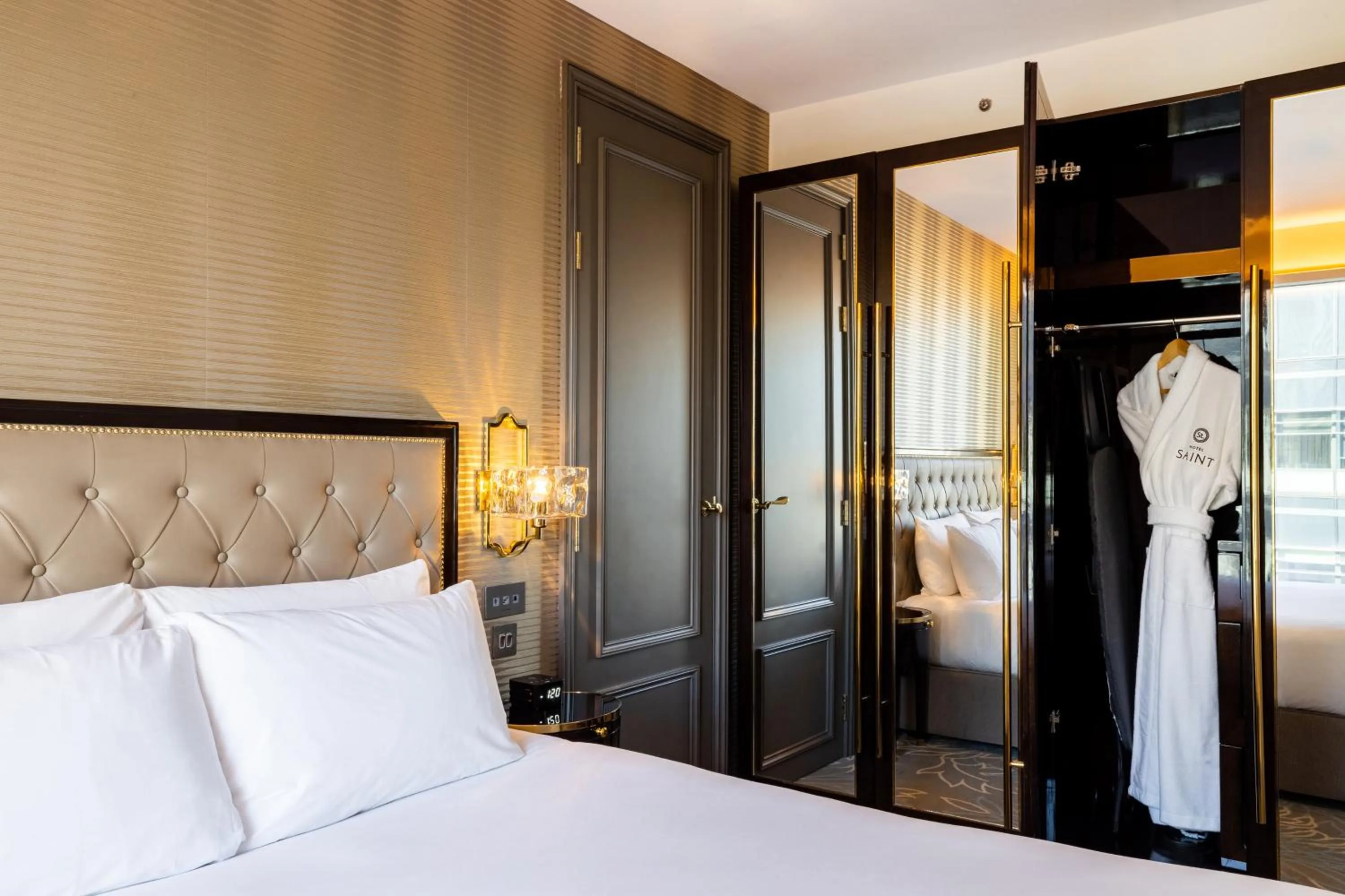 Junior Suite, Spitel Fyeld in Hotel Saint London