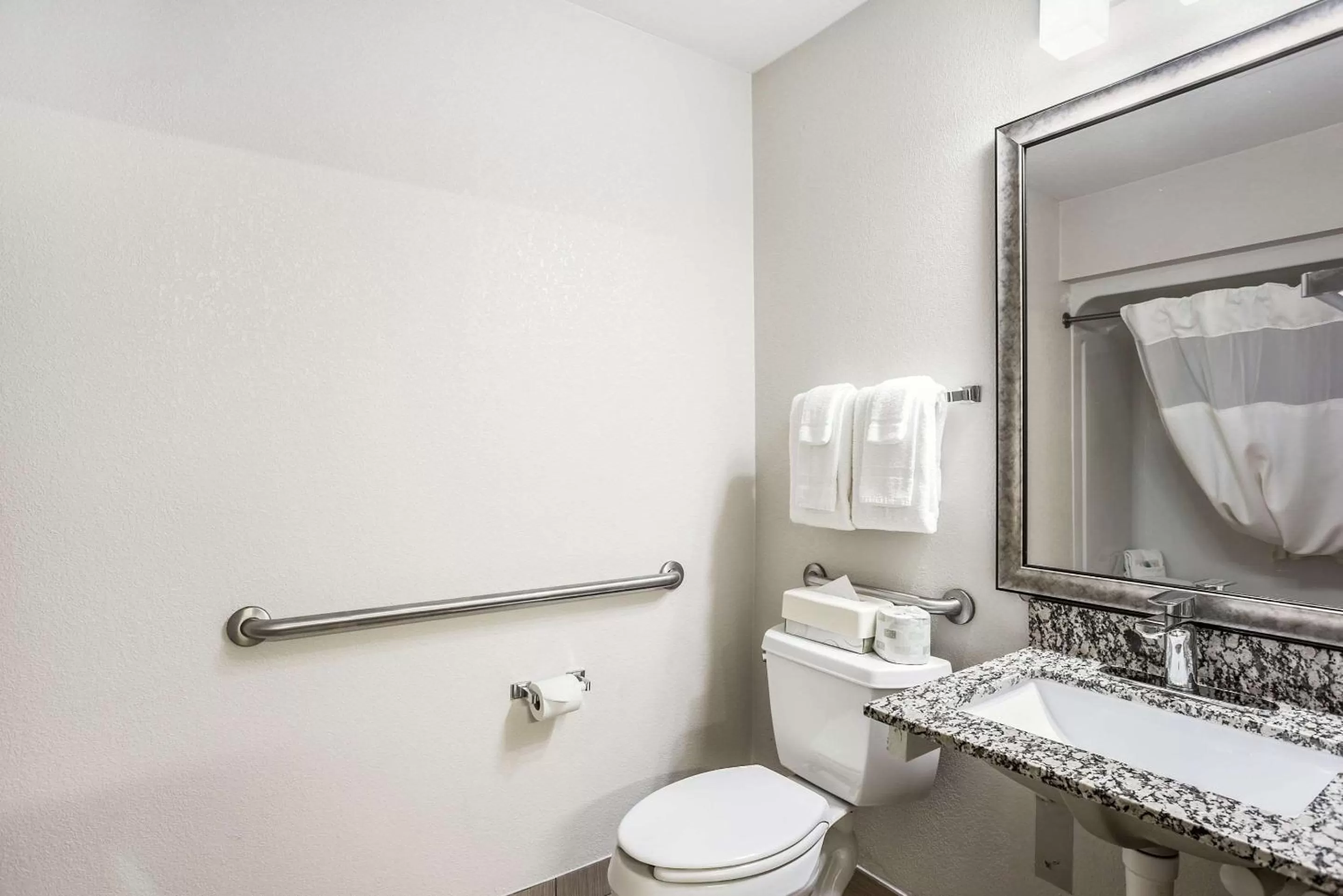 Queen Suite with Hearing and Mobility Accessible -  Accessible/Non-Smoking in MainStay Suites Cedar Rapids North - Marion