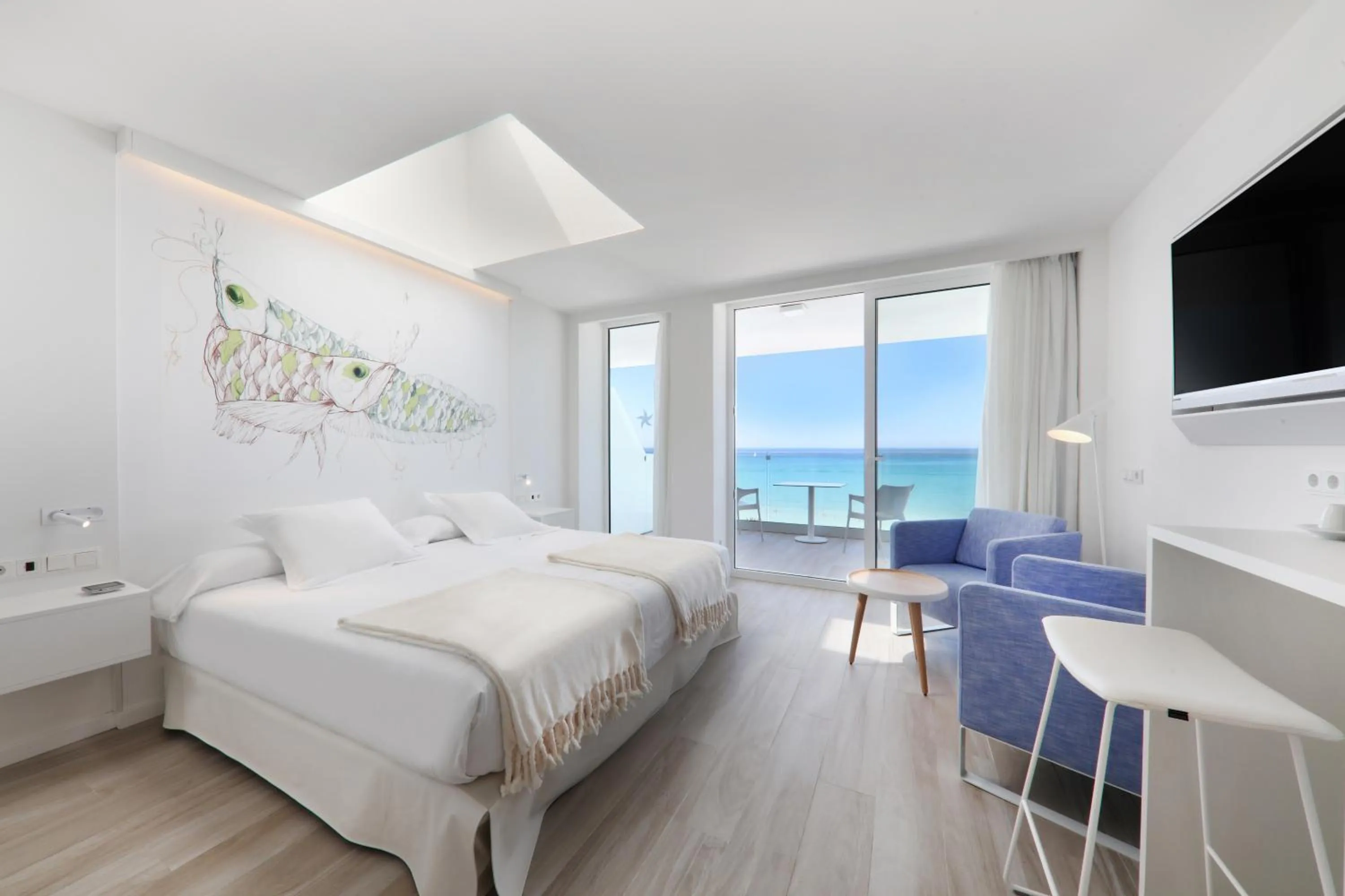 Junior Suite with Sea View Priority Location in Iberostar Waves Bahía de Palma - Adults Only