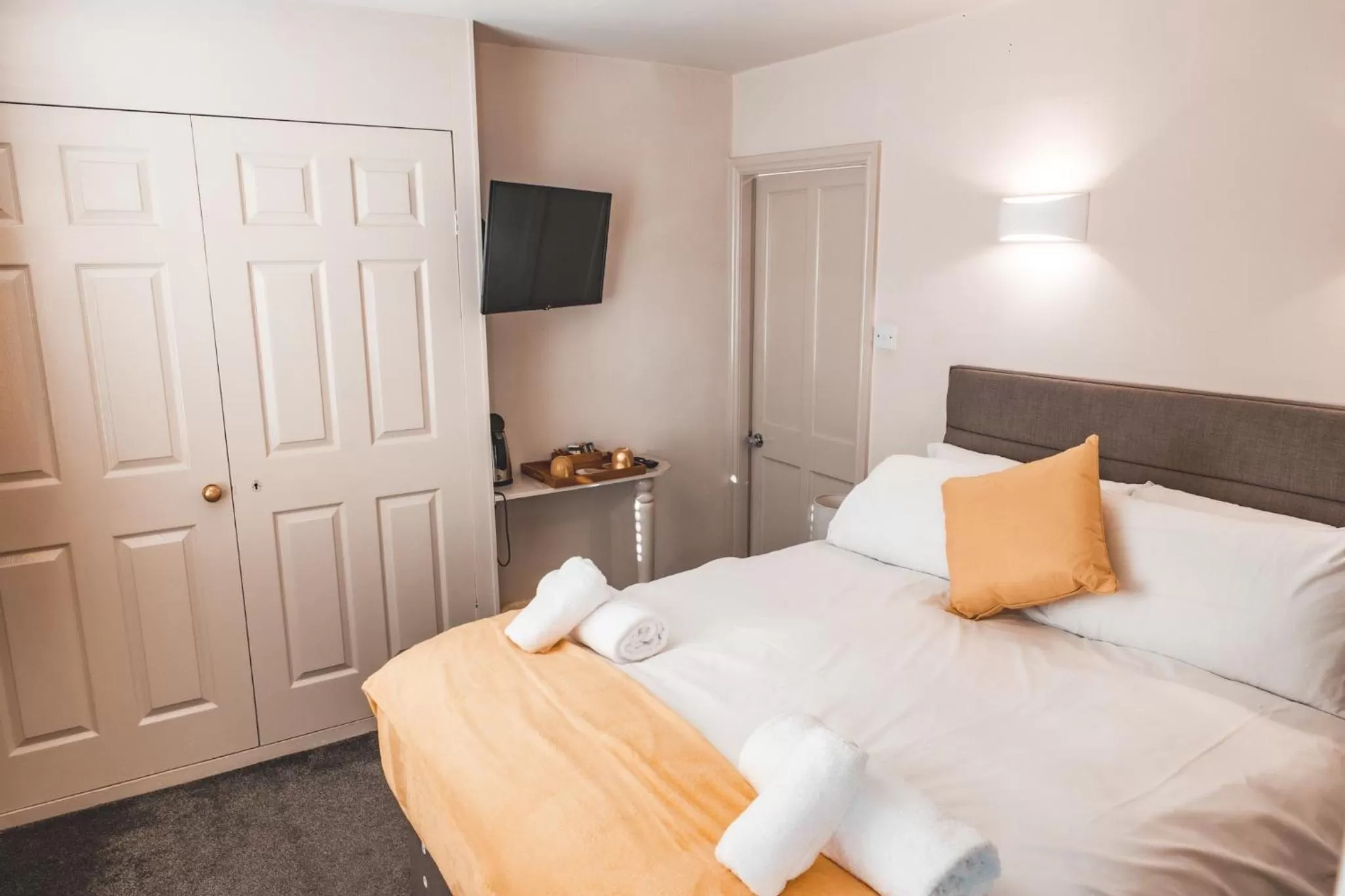 Double Room in Croppers Arms