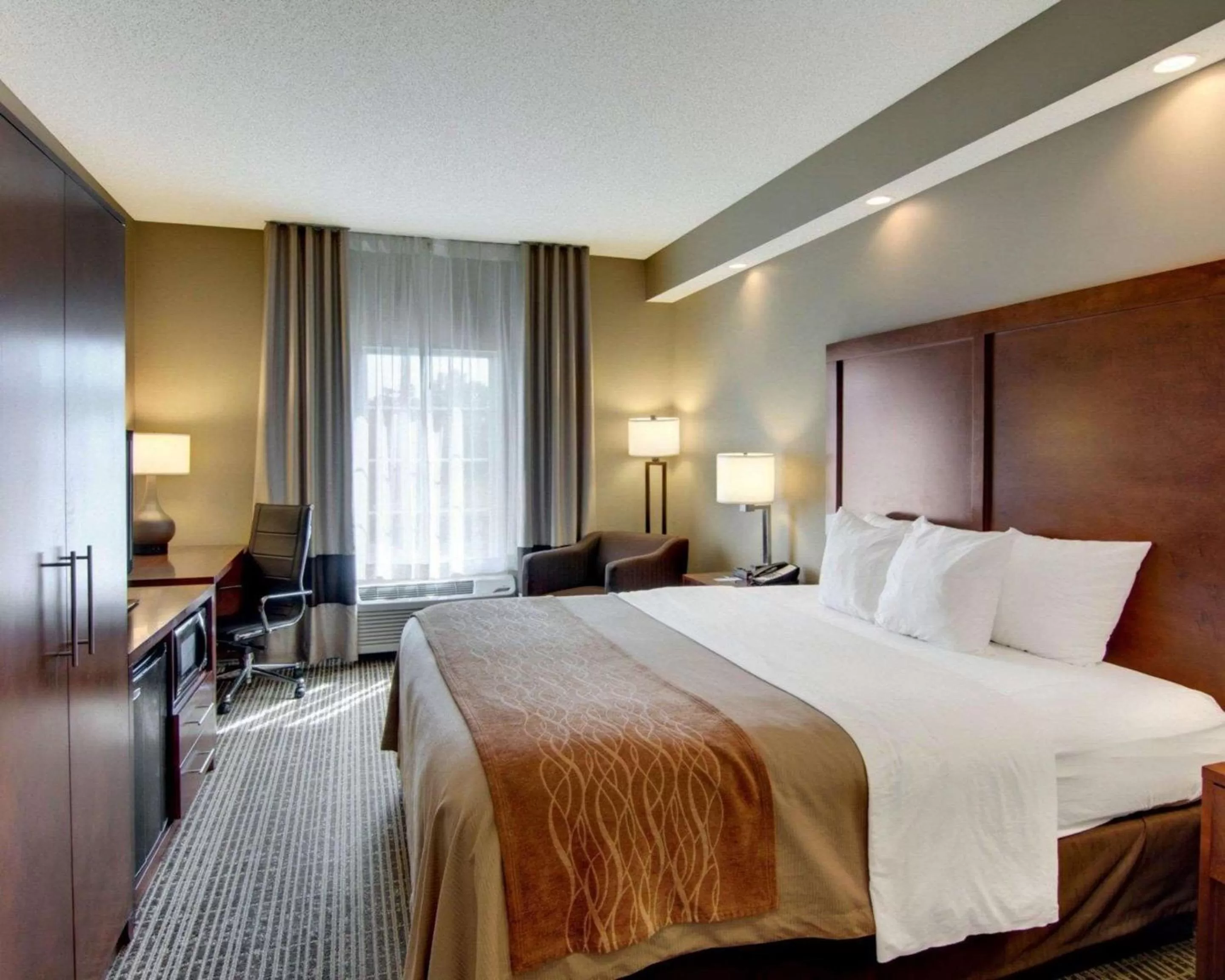 King Room - Non-Smoking in Comfort Inn West Monroe near Sports & Events Center
