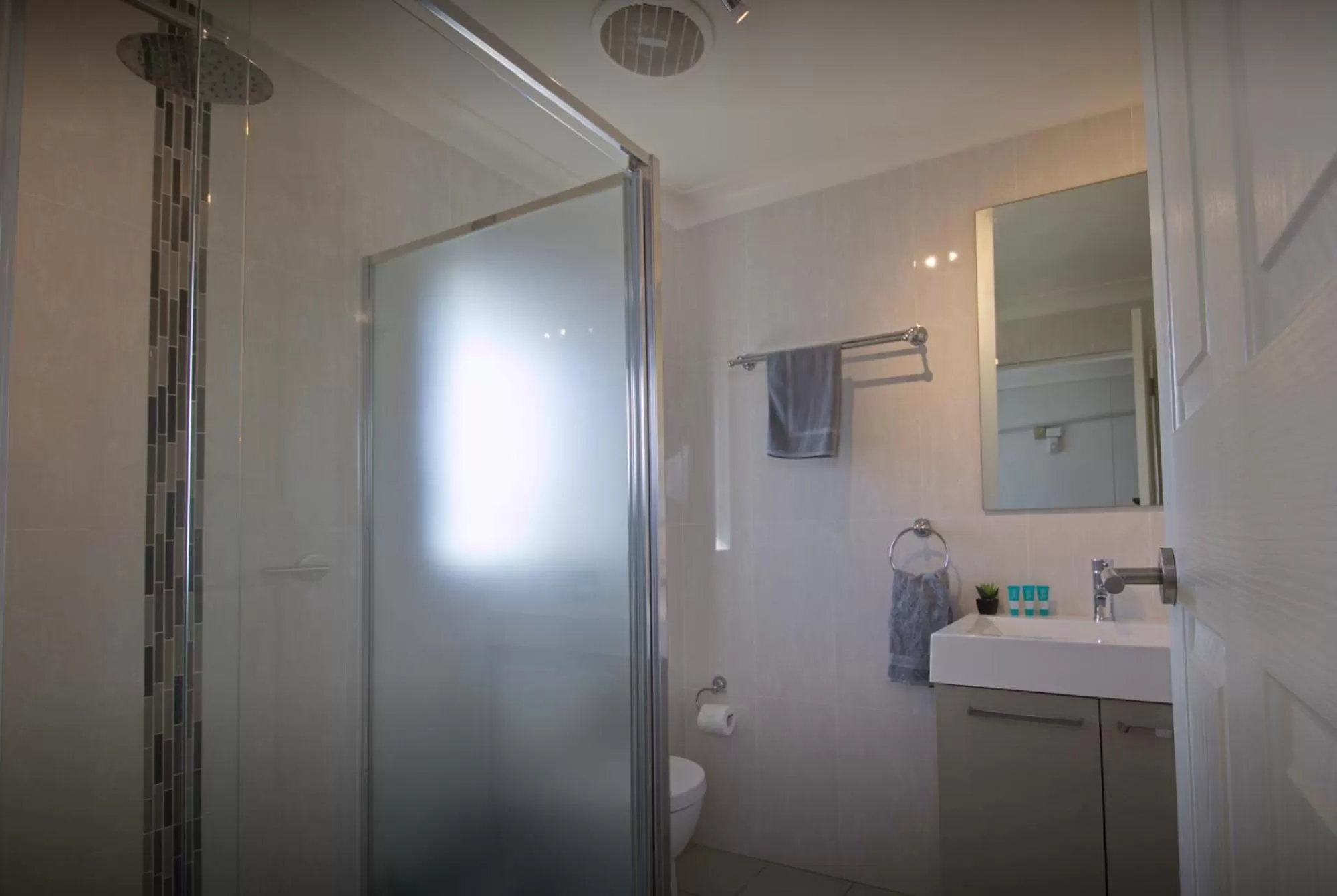Twin Room in Tuncurry Motor Lodge
