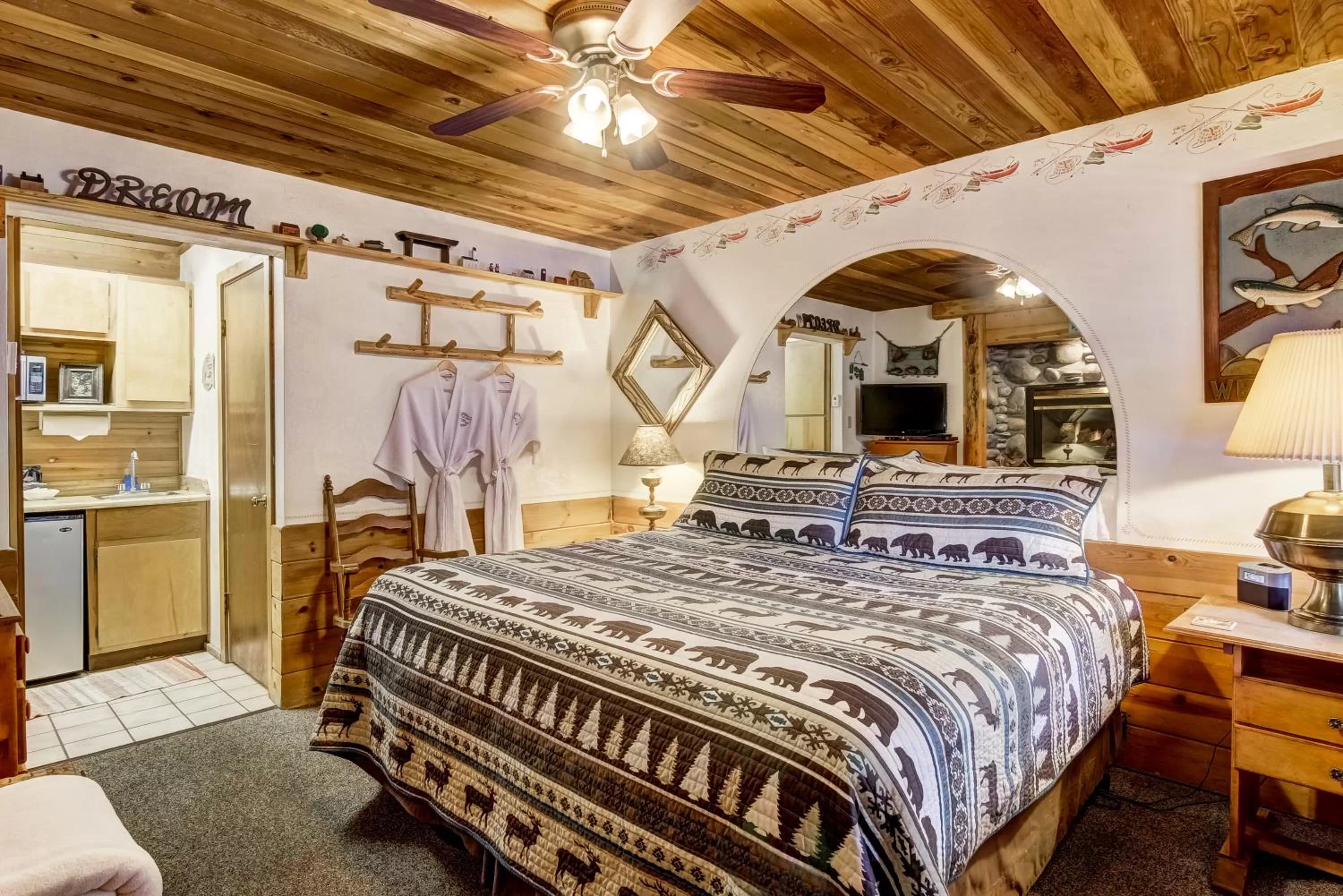 King Suite in Heavenly Valley Lodge