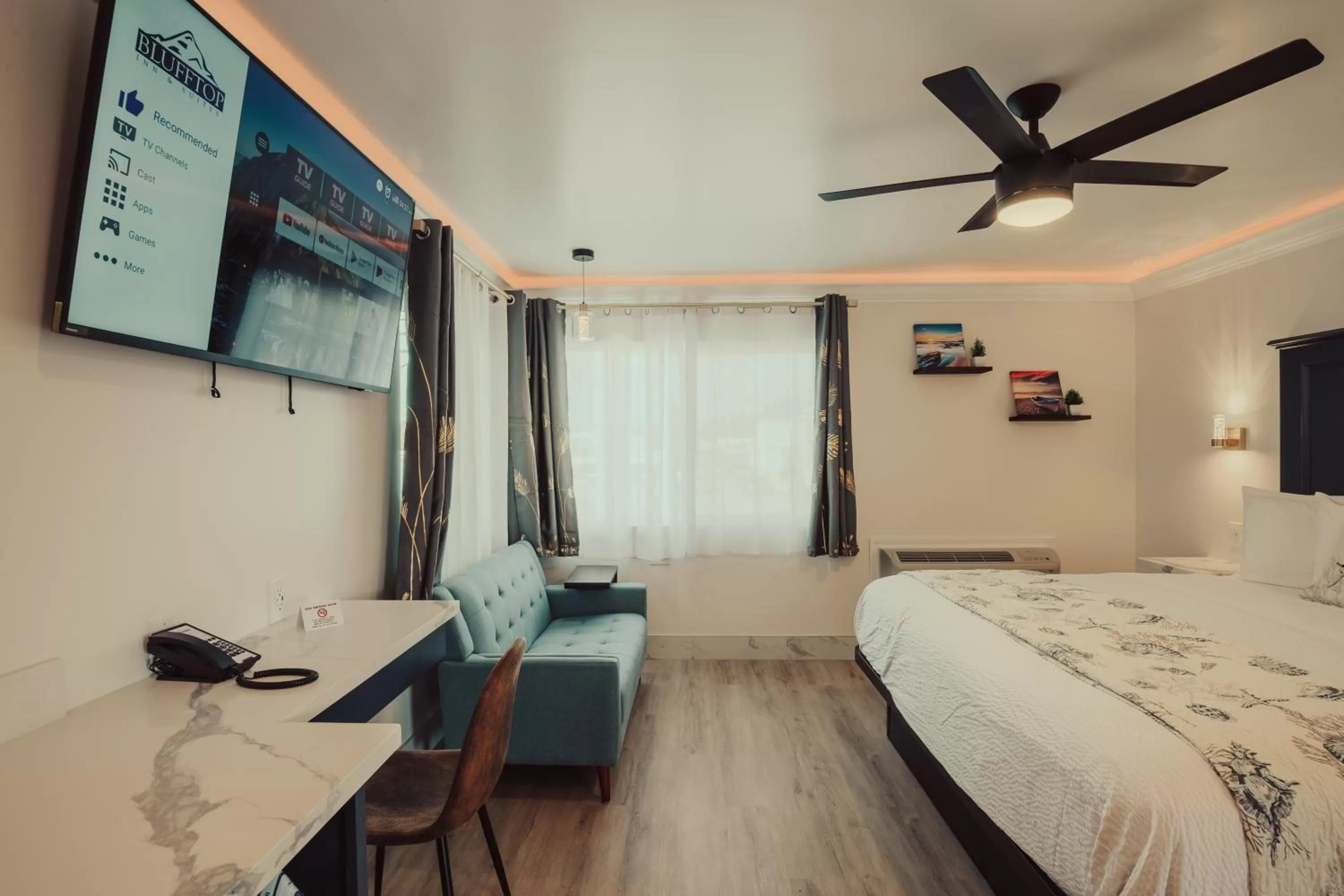 Deluxe King Suite - Non-Smoking, No Pets in Blufftop Inn & Suites - Wharf/Restaurant District