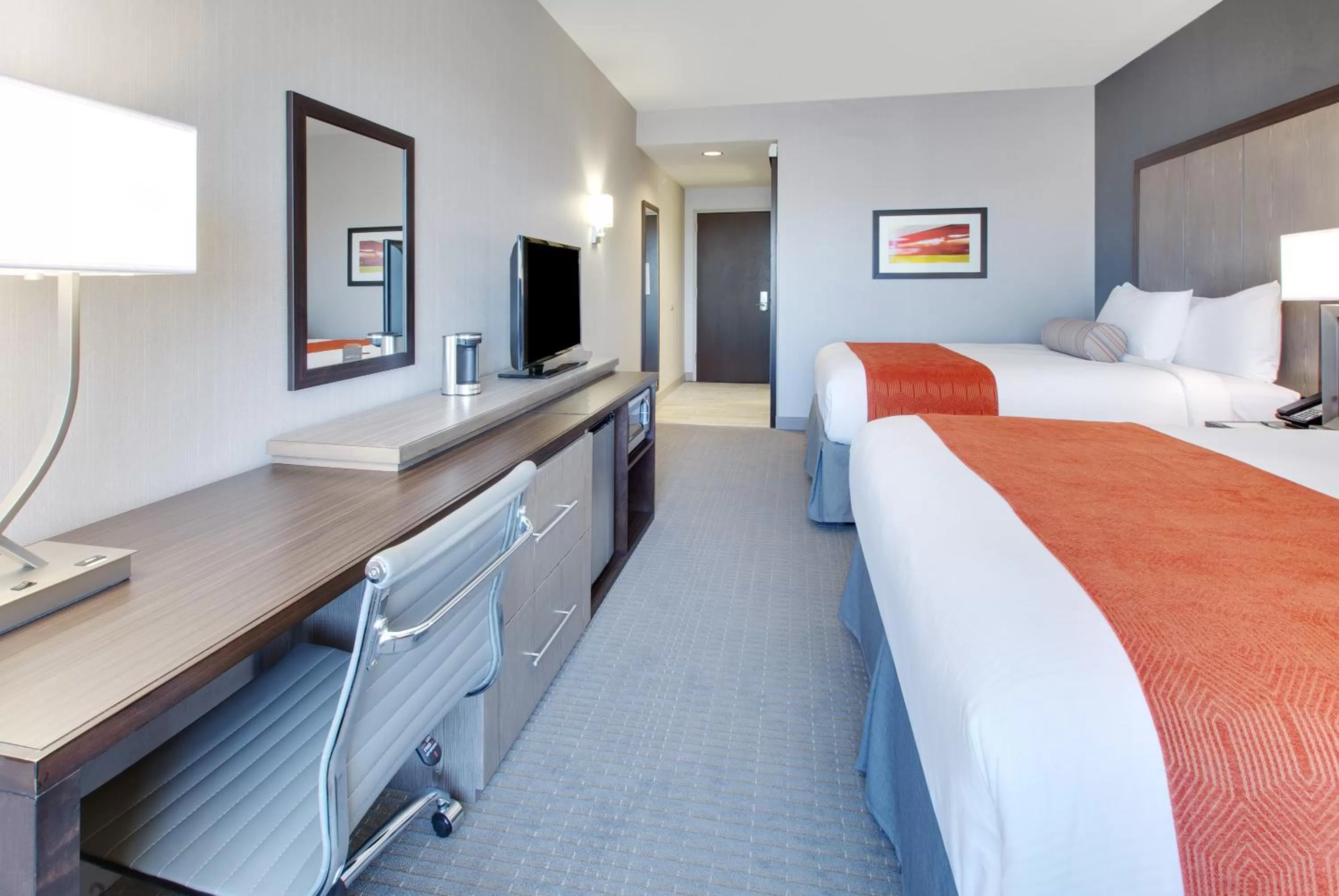 2 Queen Beds, Mobility/Hearing Accessible Room, Bathtub w/ Grab Bars Non-Smoking in Wingate by Wyndham San Angelo