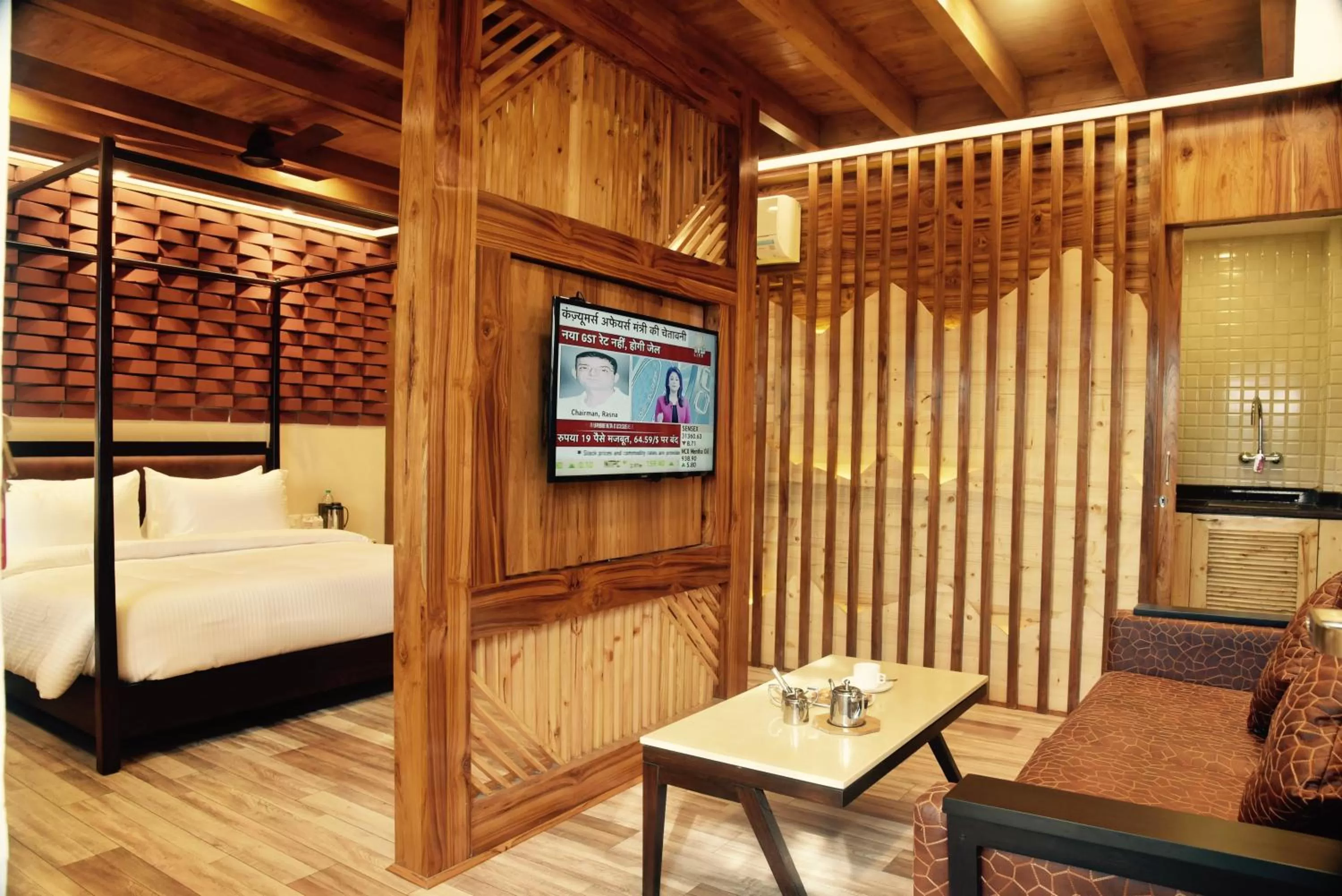 Premium Rooms with Kitchenette - single occupancy - 15% Discount on Spa Therapies in Hotel Willow Banks Shimla