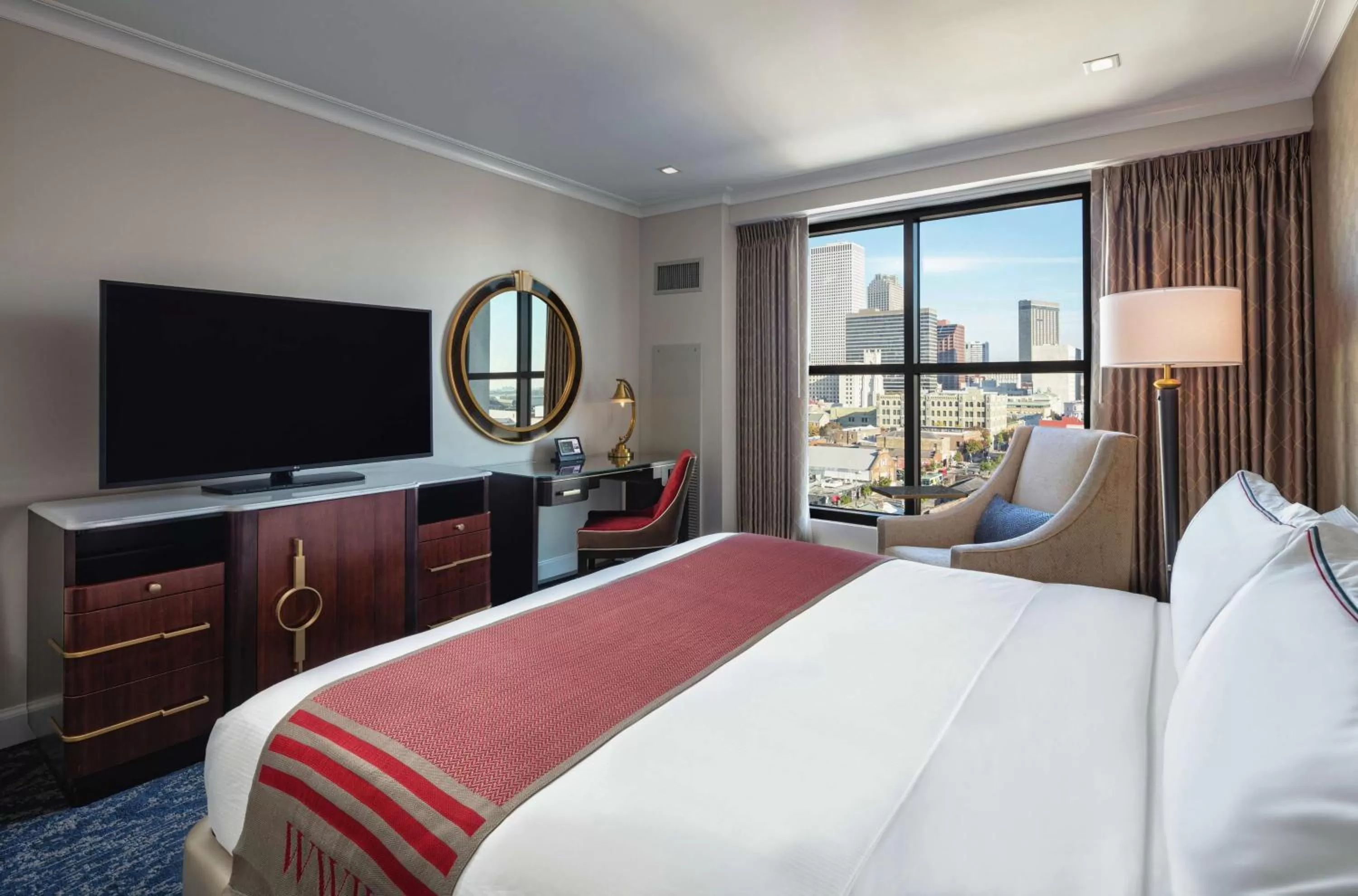 King Room in The Higgins Hotel New Orleans, Curio Collection by Hilton