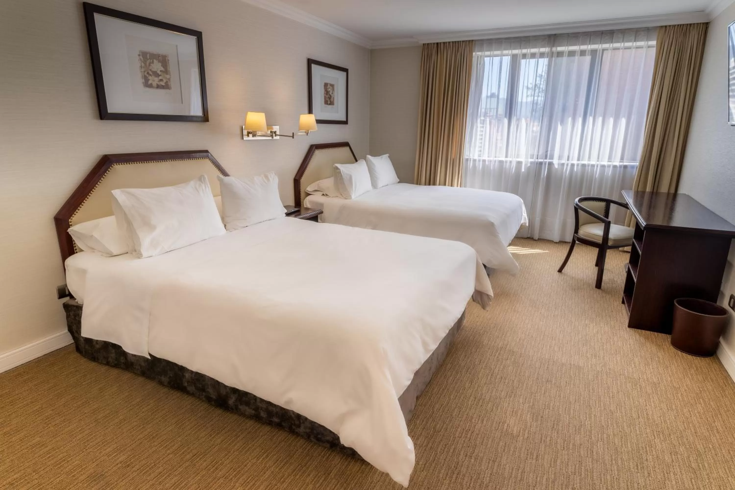 Standard Twin Room in Wyndham Garden Santiago Kennedy