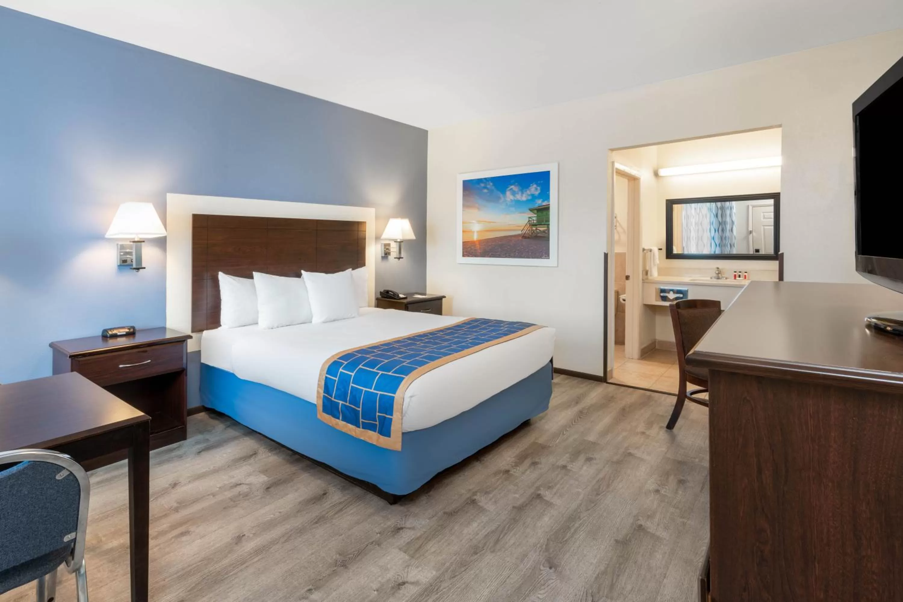 King Room - Non-Smoking in Days Inn by Wyndham Grants